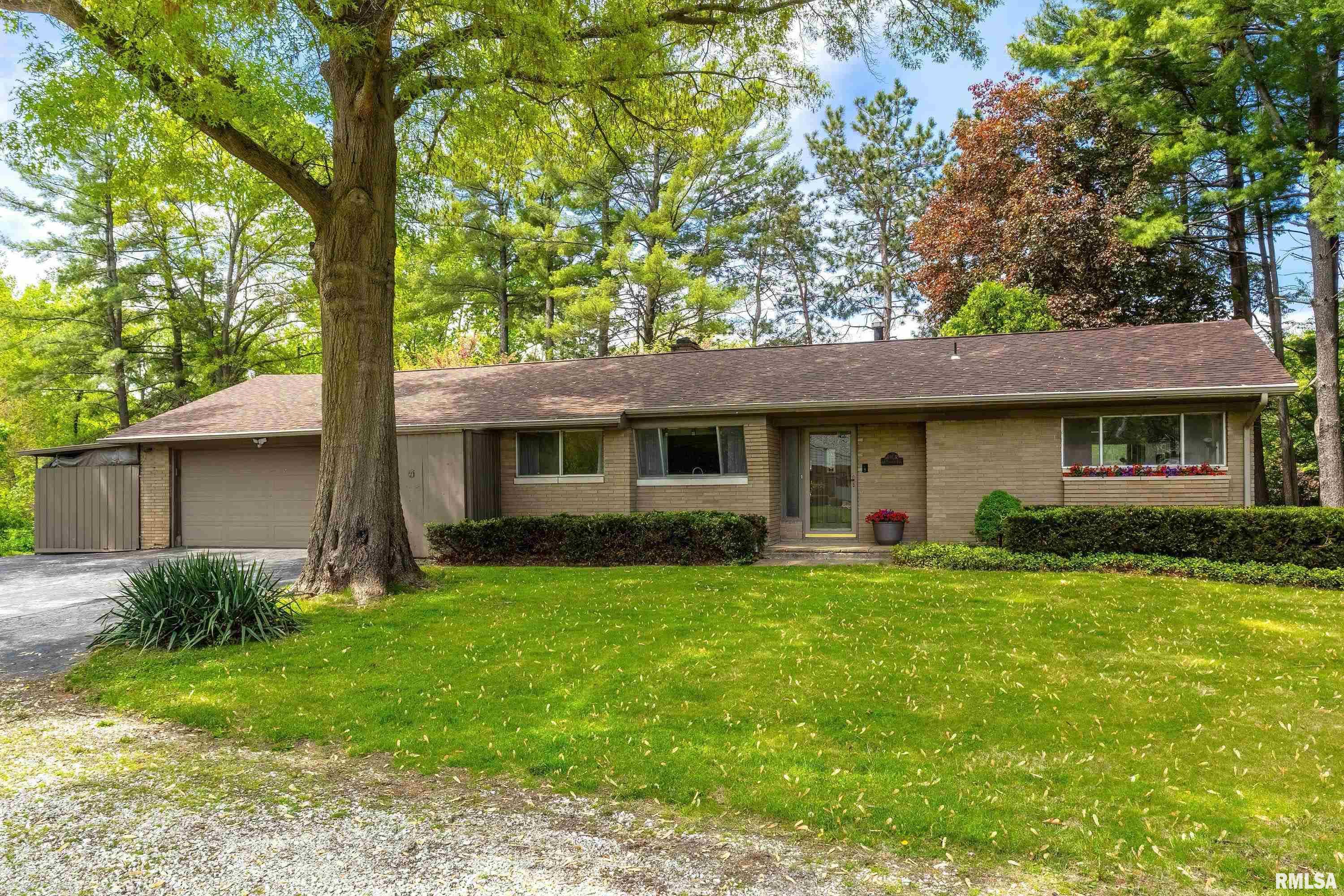 4 Cottonwood Lane, Colona, Illinois image 2