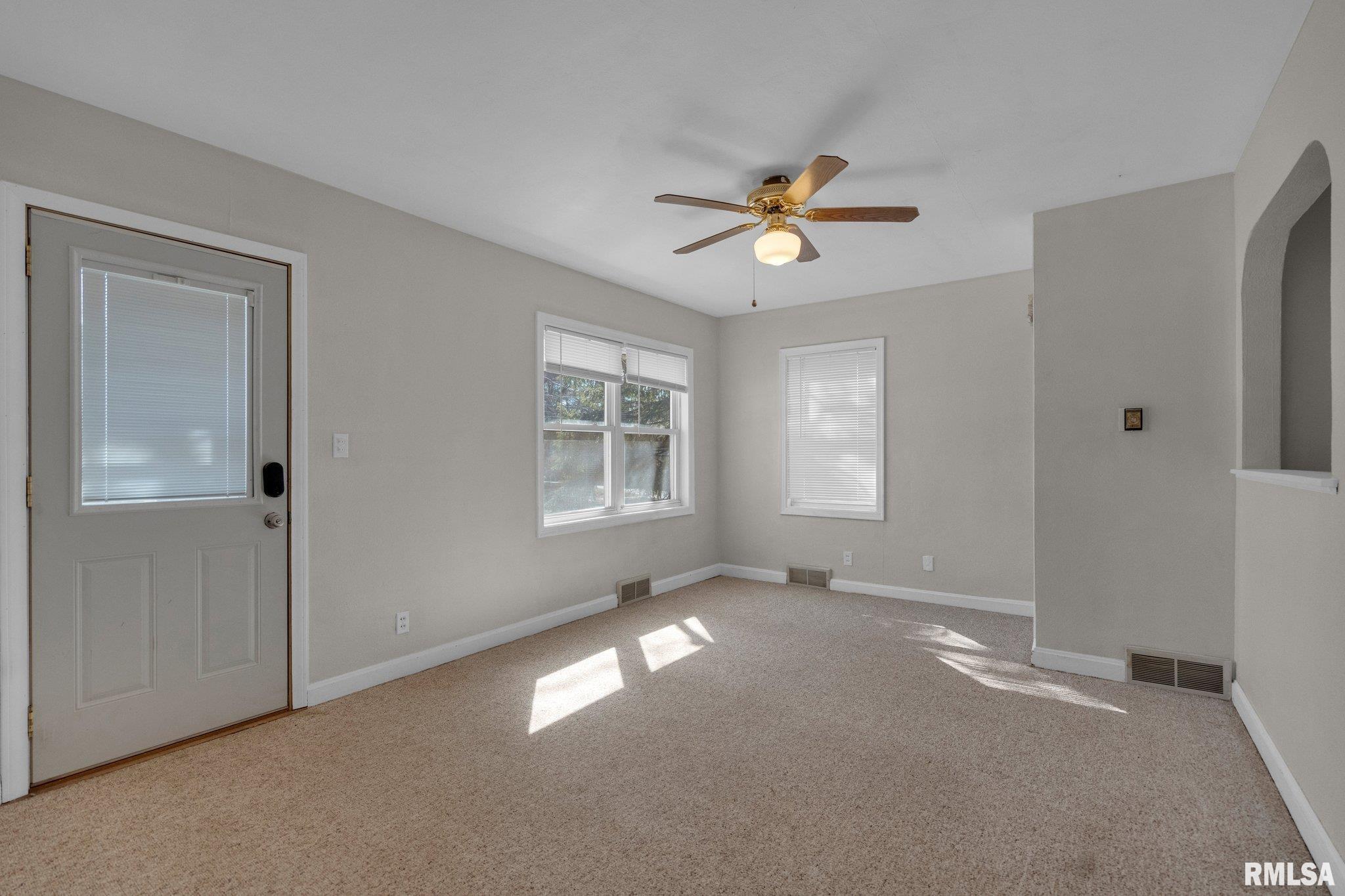 2910 Central Avenue, Bettendorf, Iowa image 5