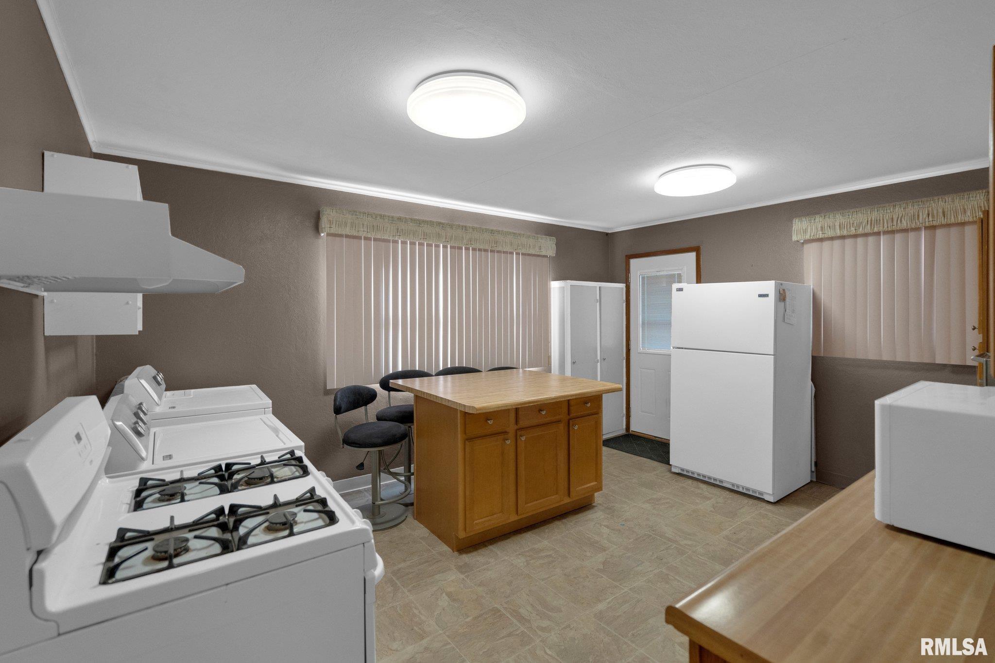 2910 Central Avenue, Bettendorf, Iowa image 7