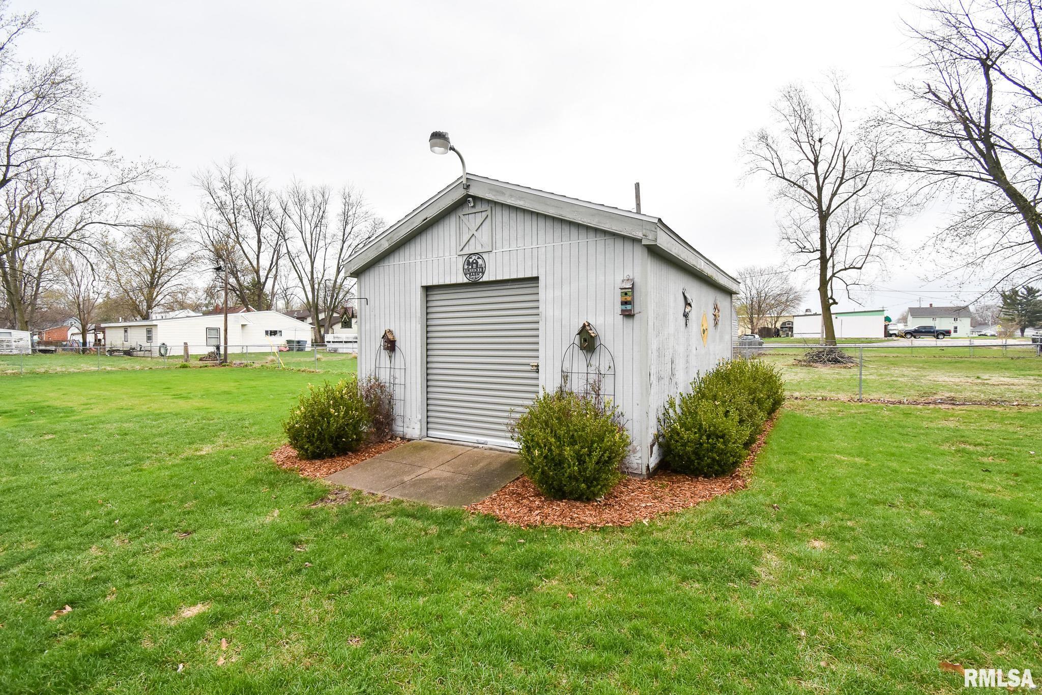 104 Esser Street, Washington, Illinois image 34