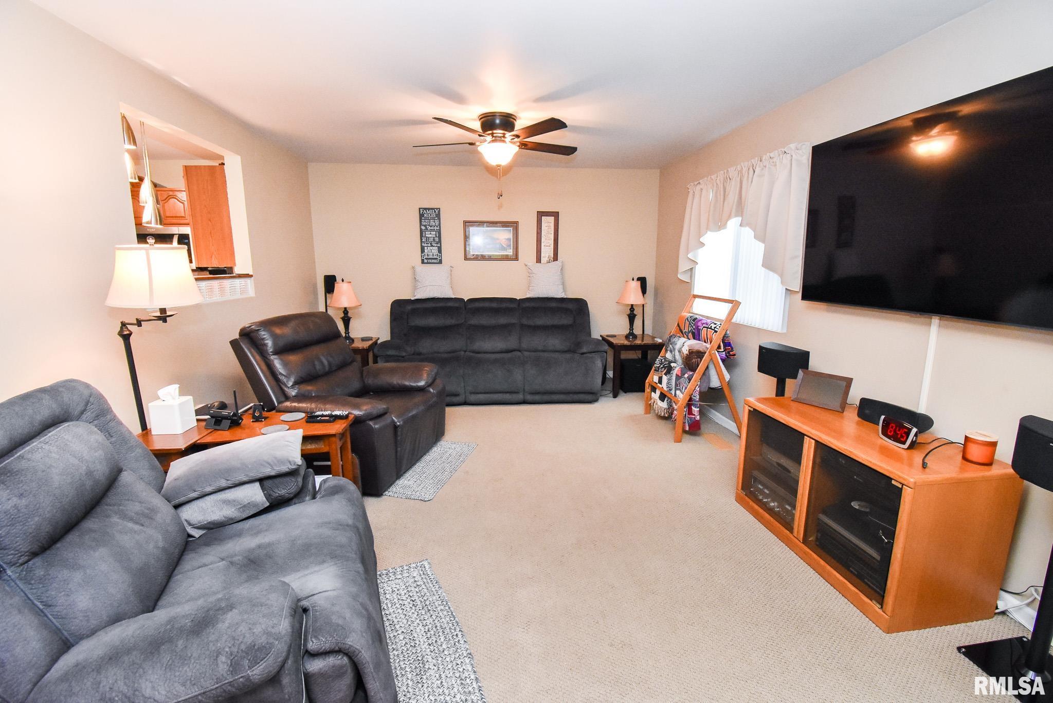 104 Esser Street, Washington, Illinois image 15