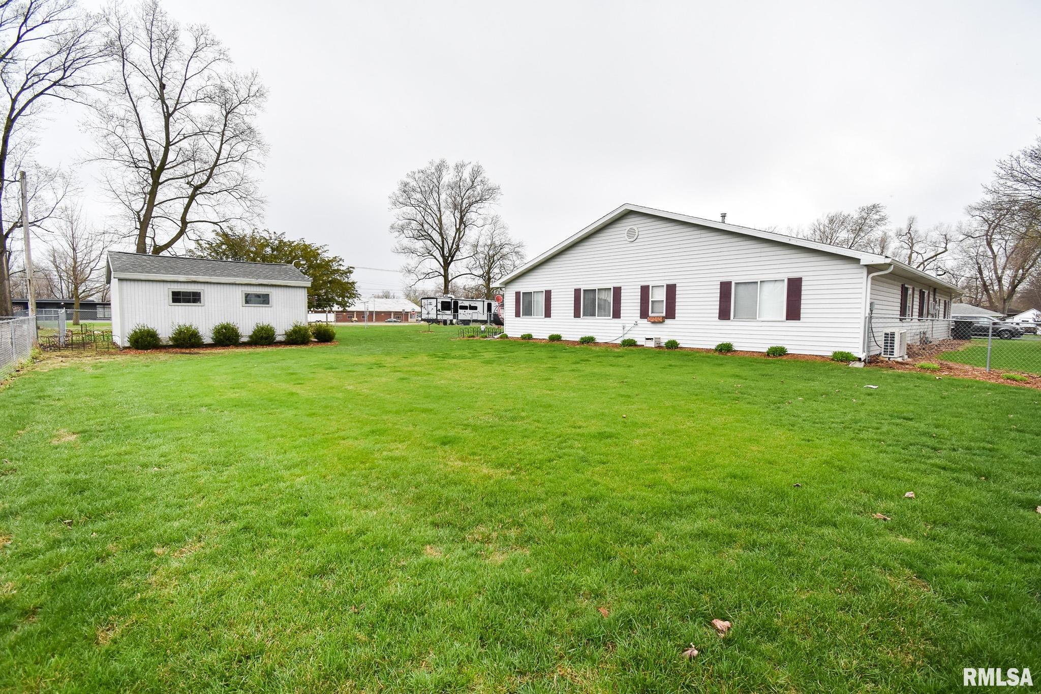 104 Esser Street, Washington, Illinois image 37
