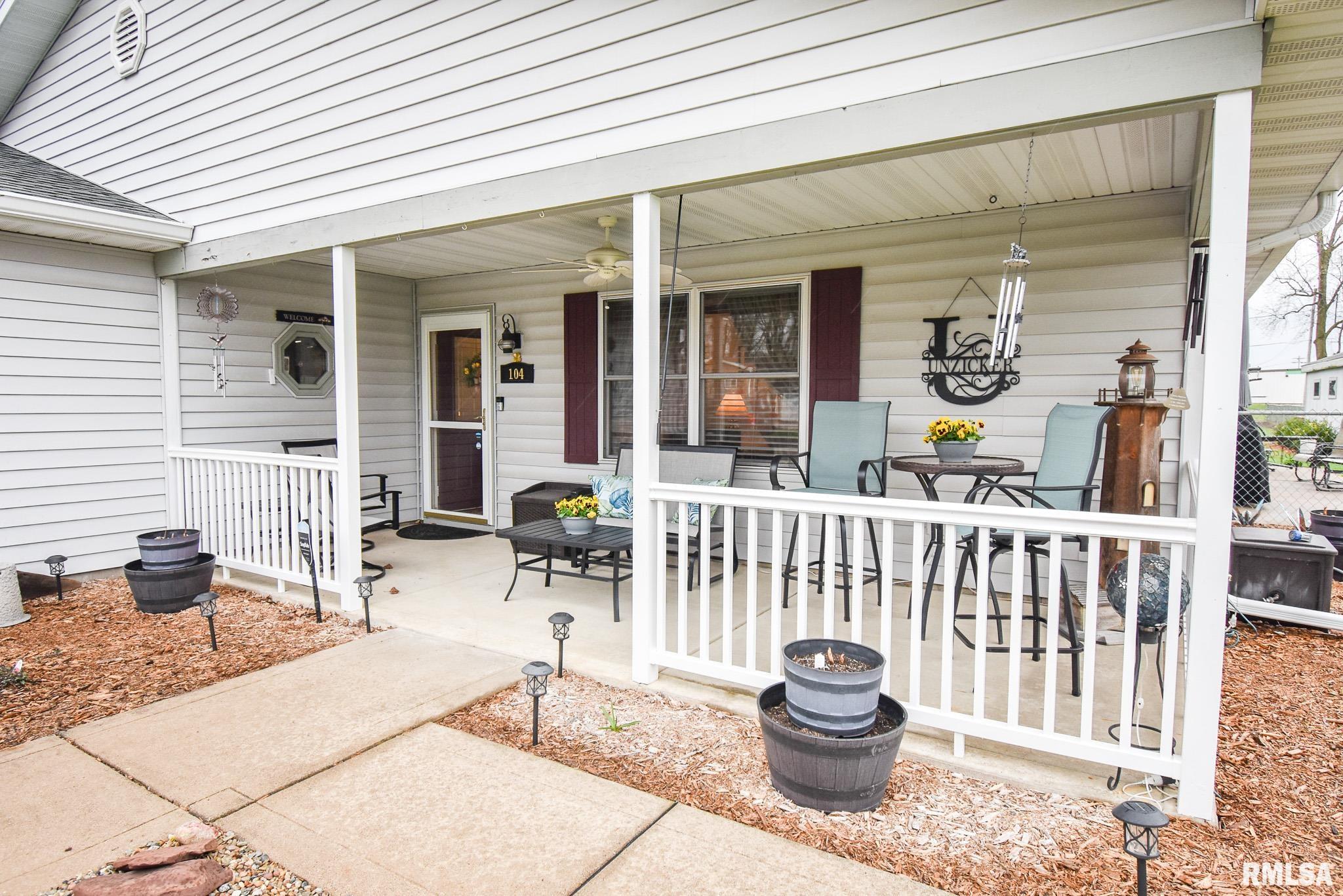 104 Esser Street, Washington, Illinois image 3
