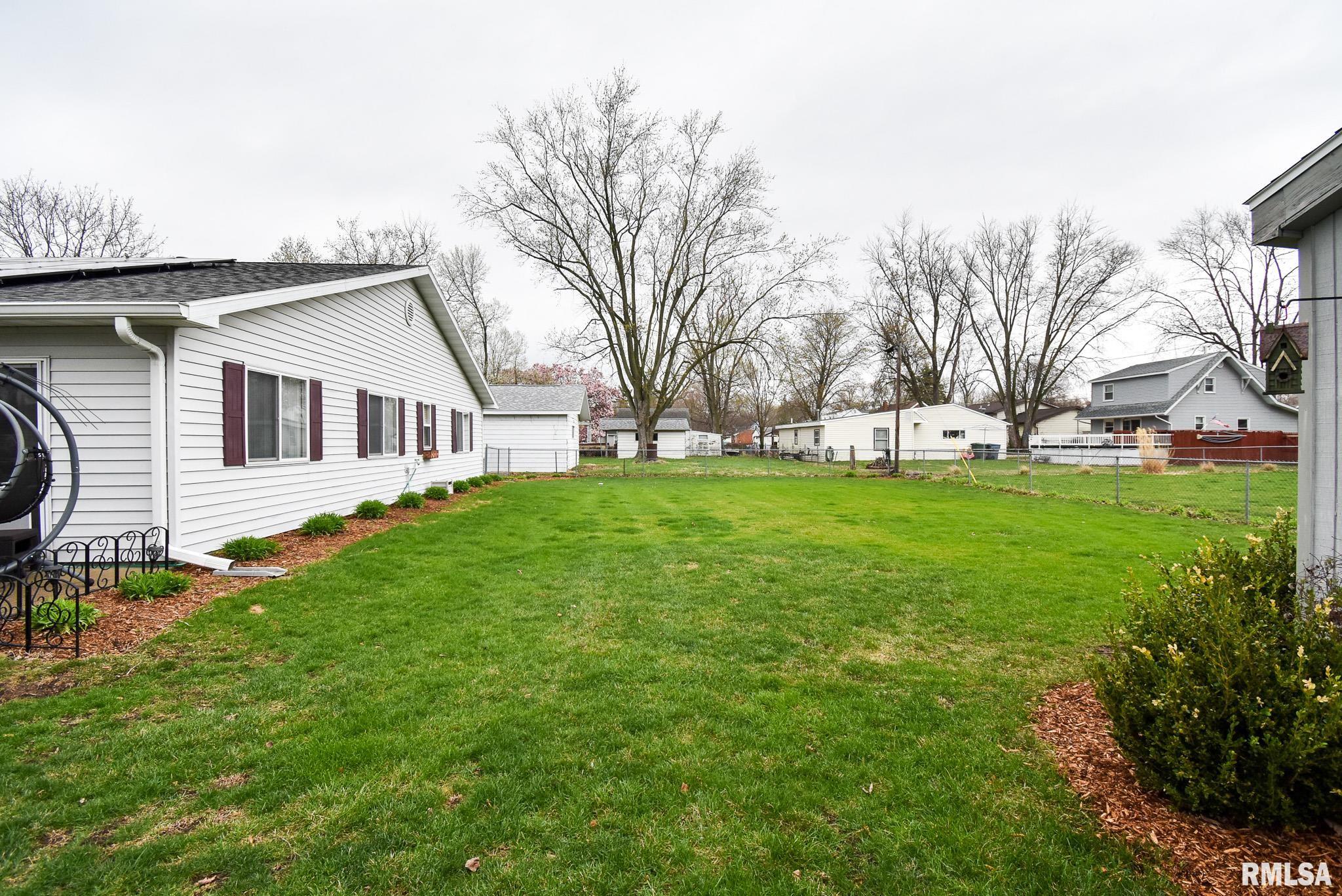 104 Esser Street, Washington, Illinois image 35
