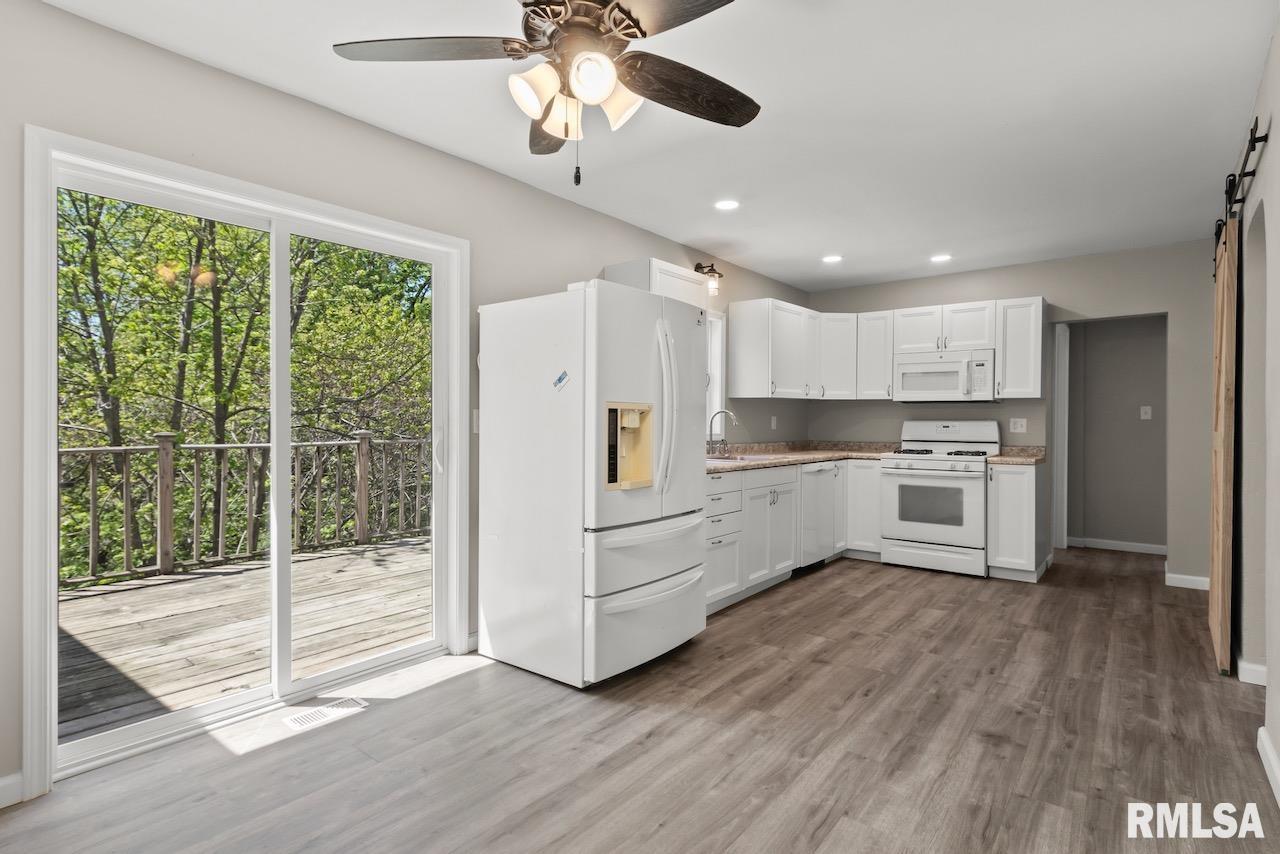 1299 N Woodland Lane, Metamora, Illinois image 9