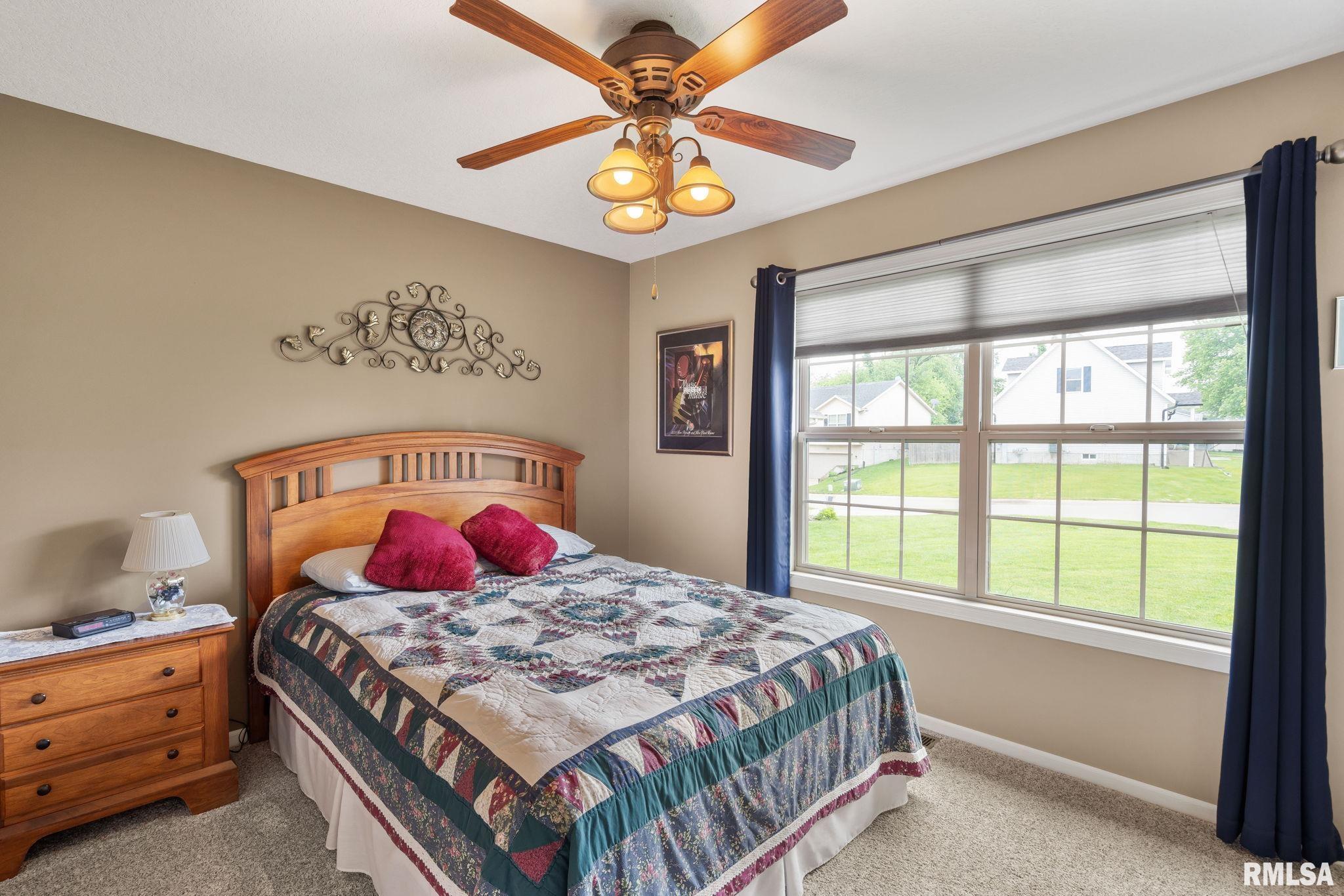 1439 Zenith Court, Davenport, Iowa image 16