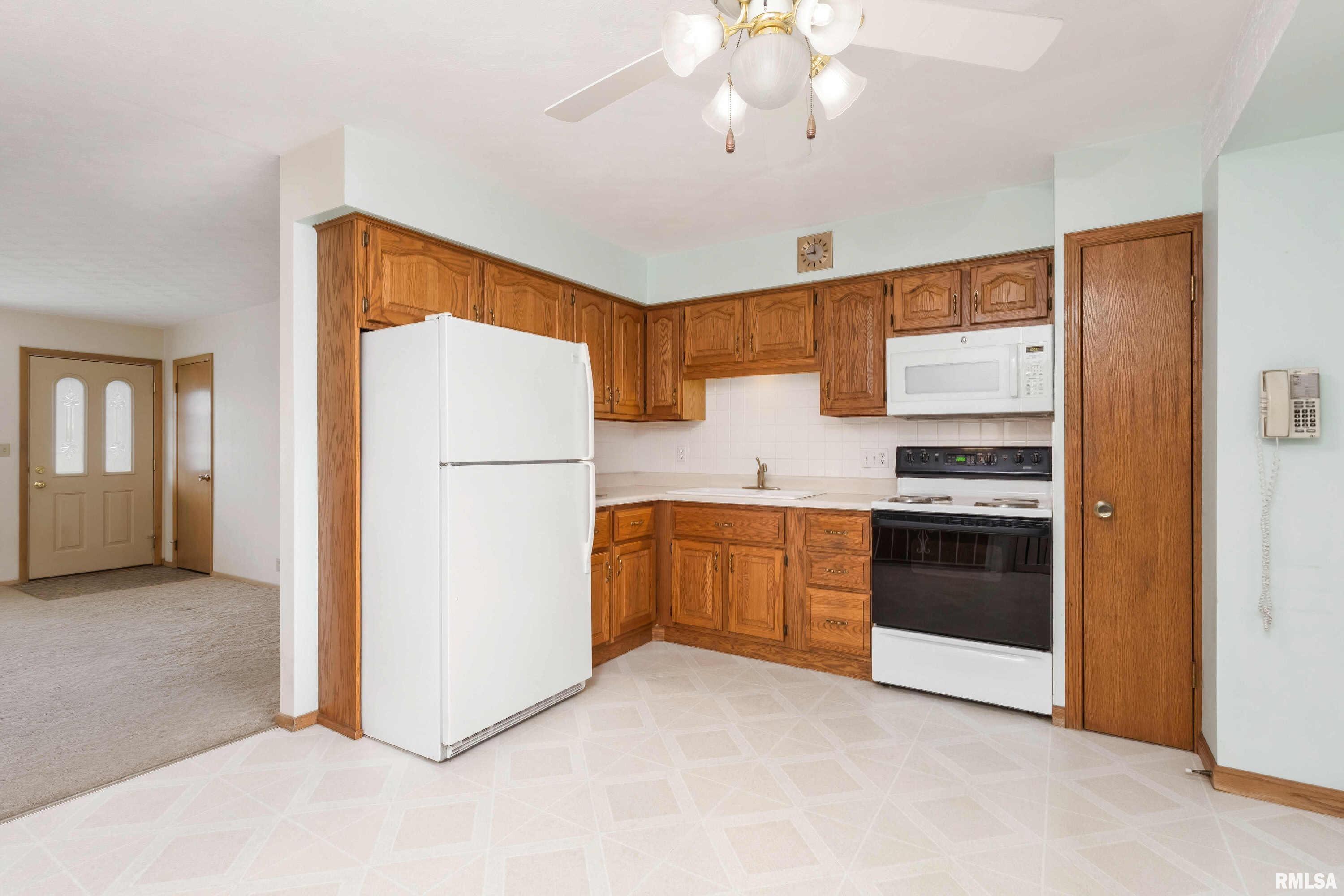 2343 N Clark Street, Davenport, Iowa image 7