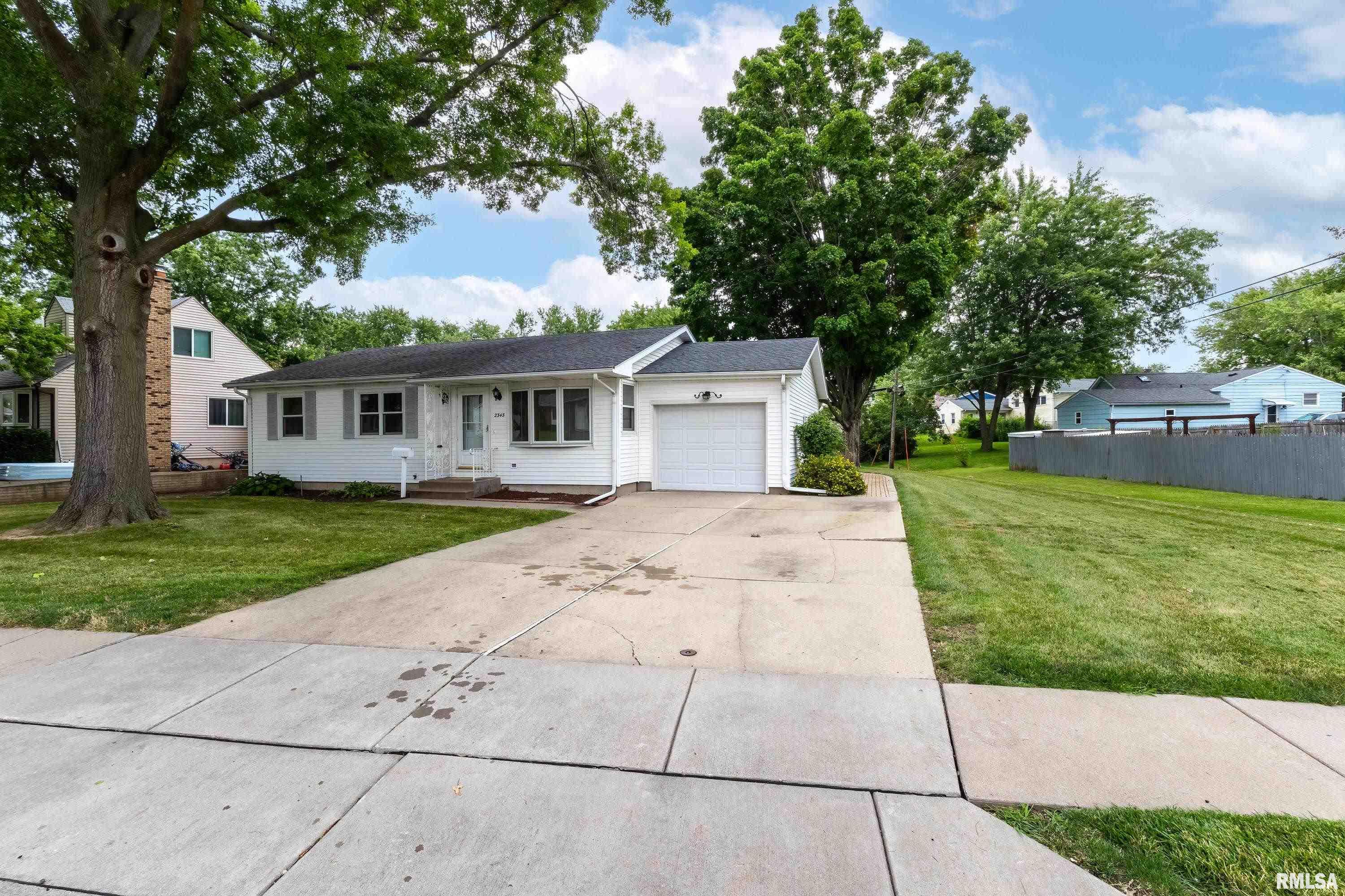 2343 N Clark Street, Davenport, Iowa image 2