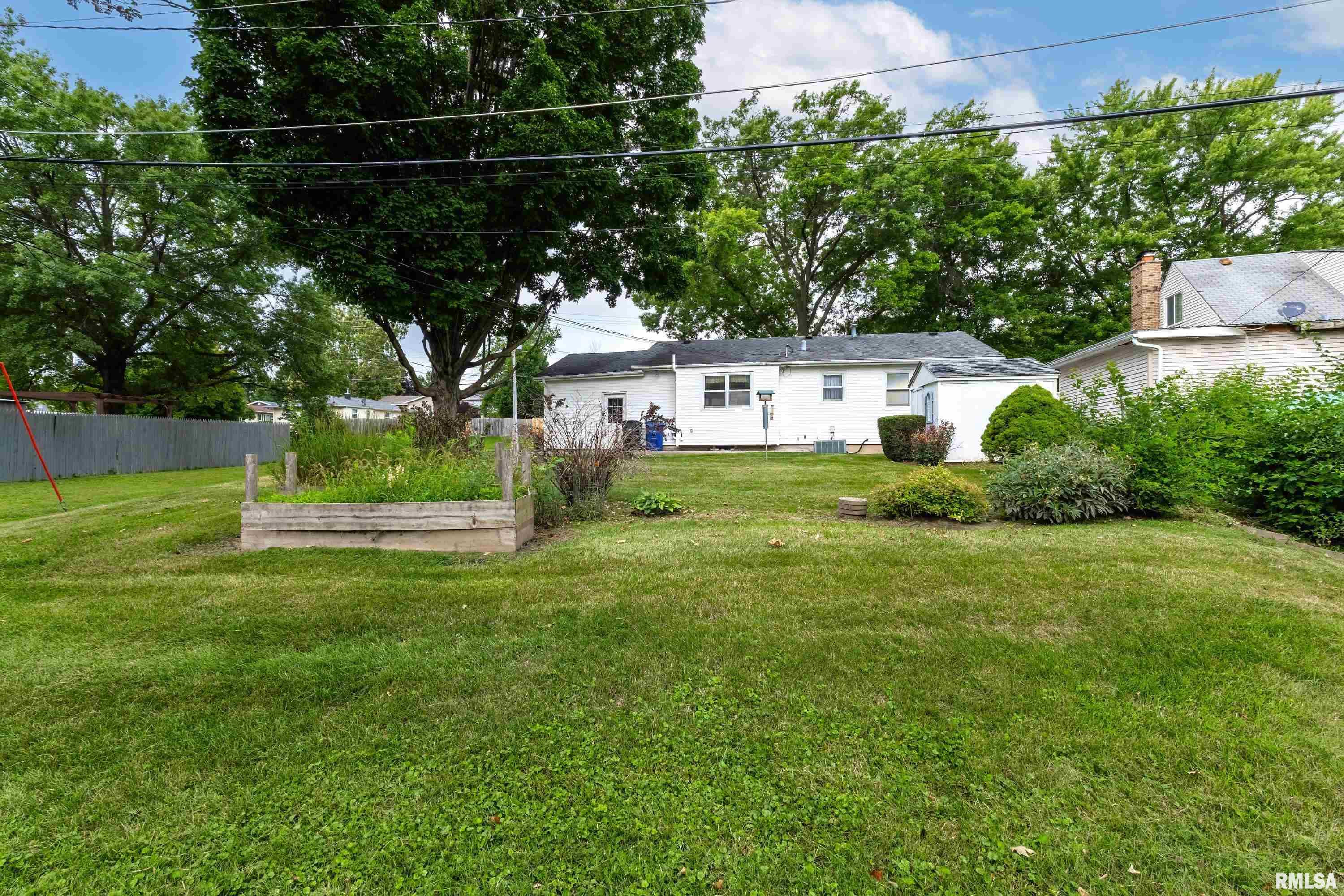 2343 N Clark Street, Davenport, Iowa image 31