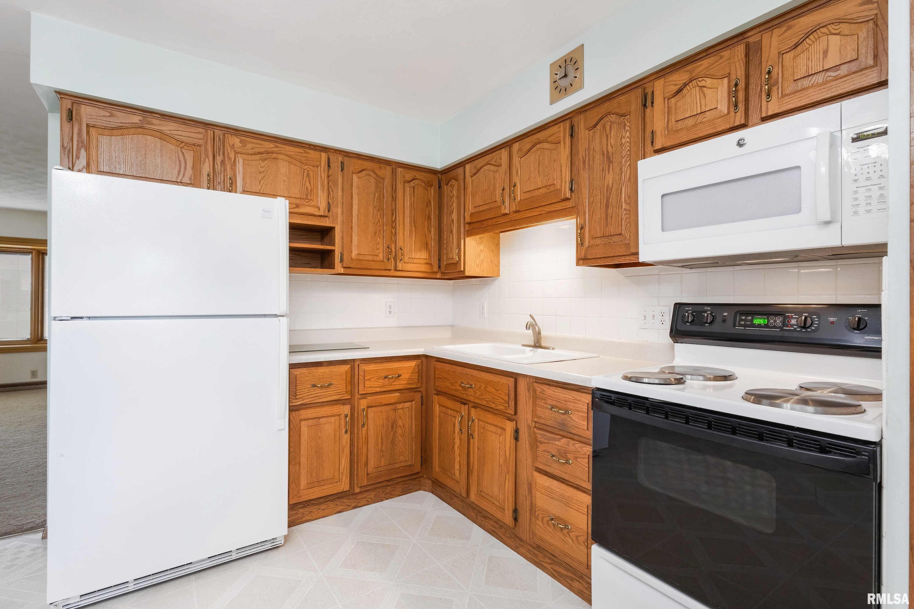 2343 N Clark Street, Davenport, Iowa image 9
