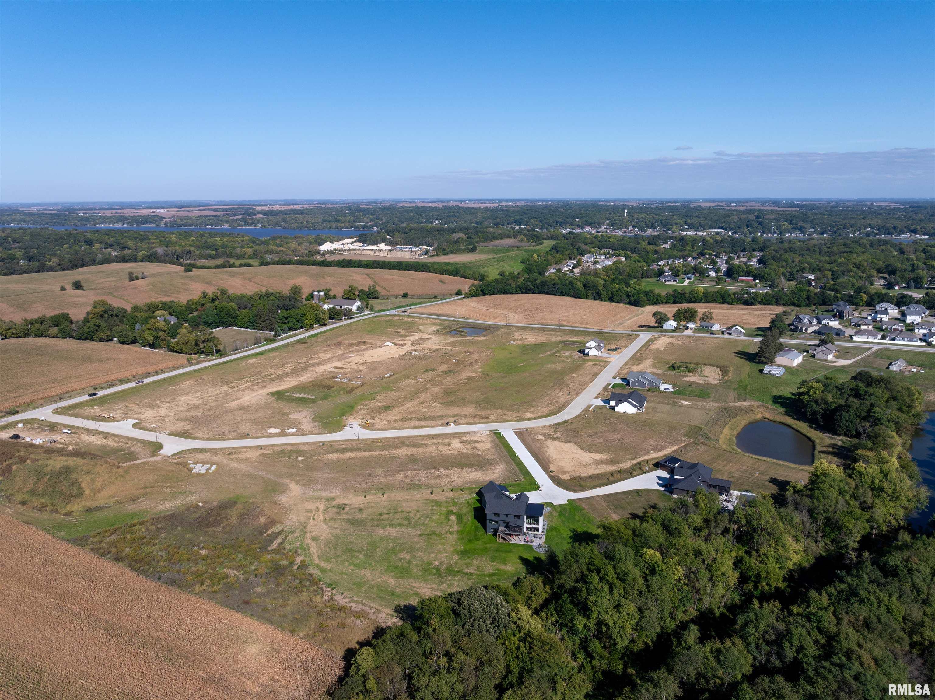 Lot 37 Frank Court, Le Claire, Iowa image 24