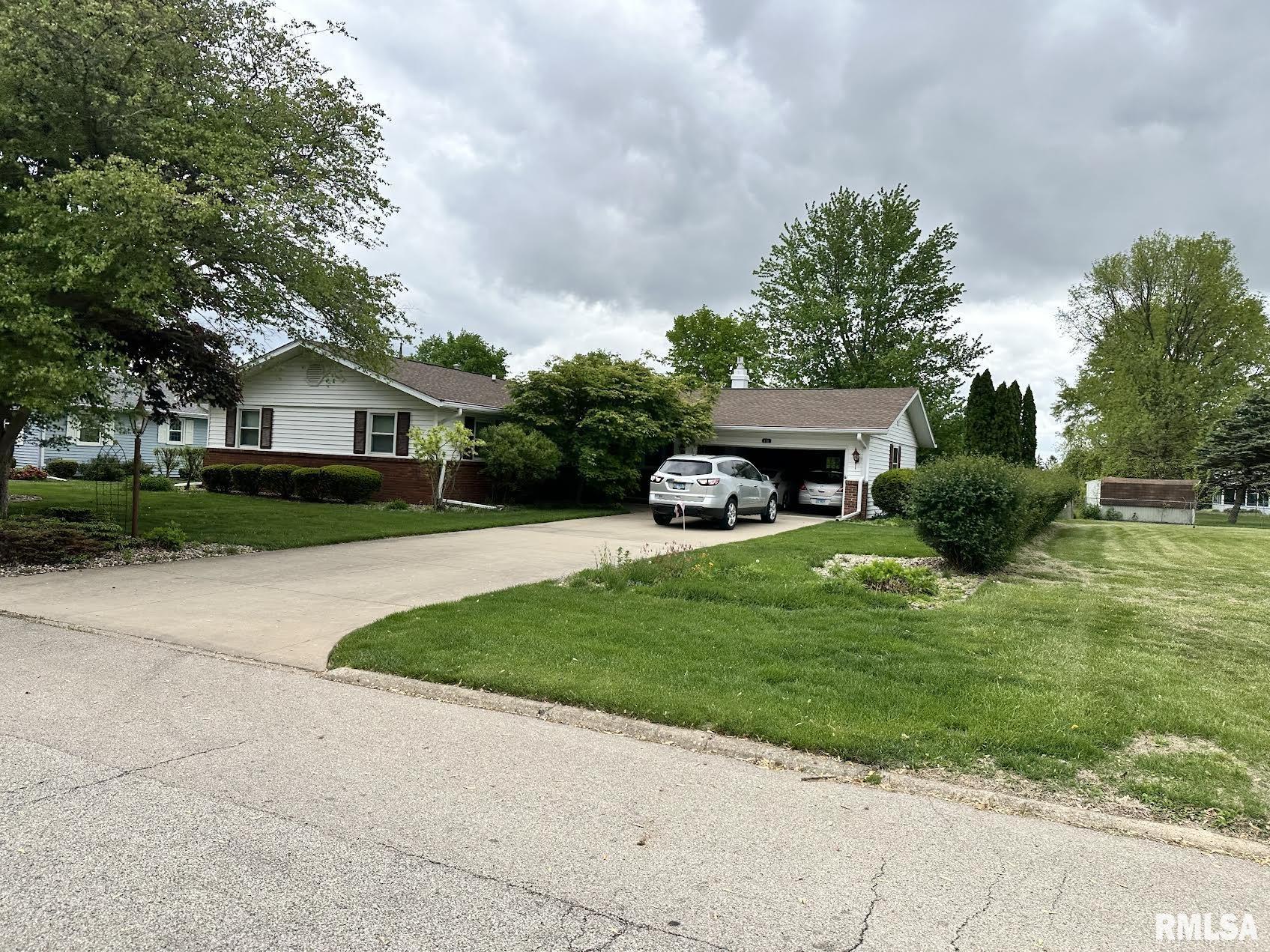 118 Poplar Street, Canton, Illinois image 1