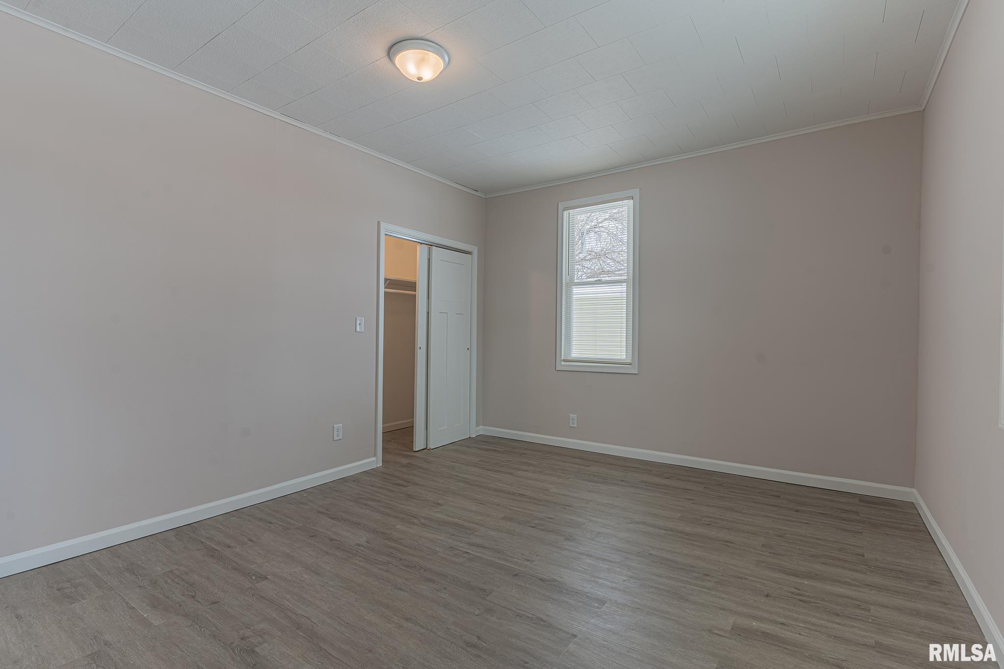 407 NW 6th Street, Fairfield, Illinois image 16