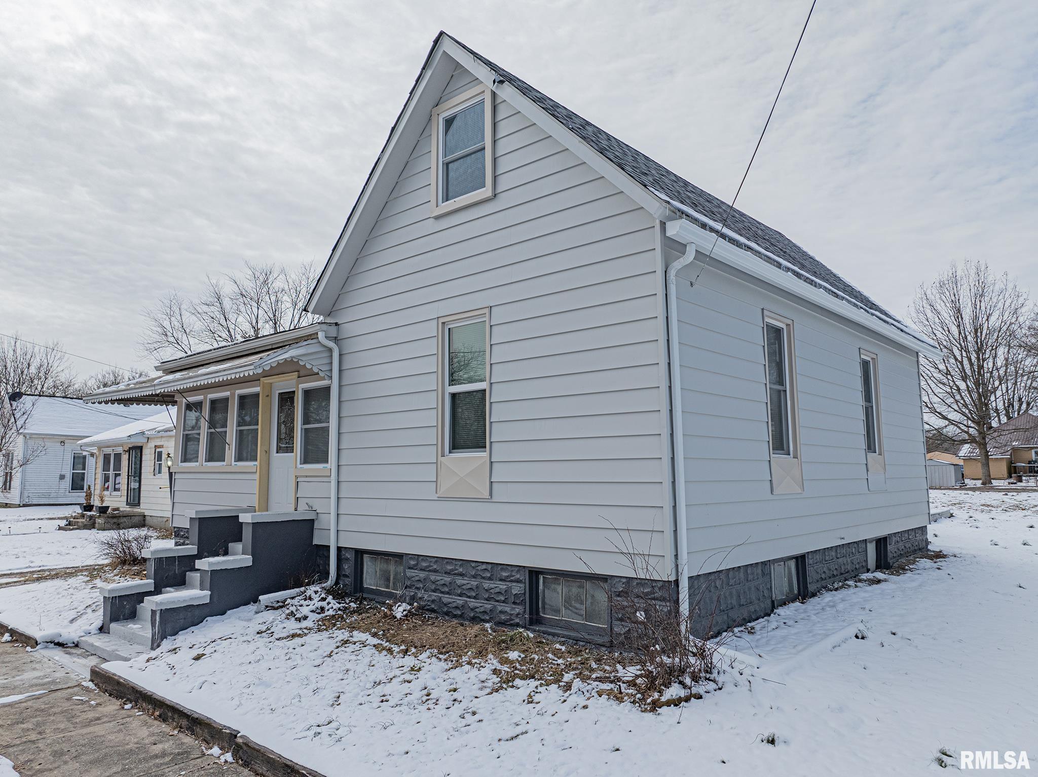 407 NW 6th Street, Fairfield, Illinois image 14