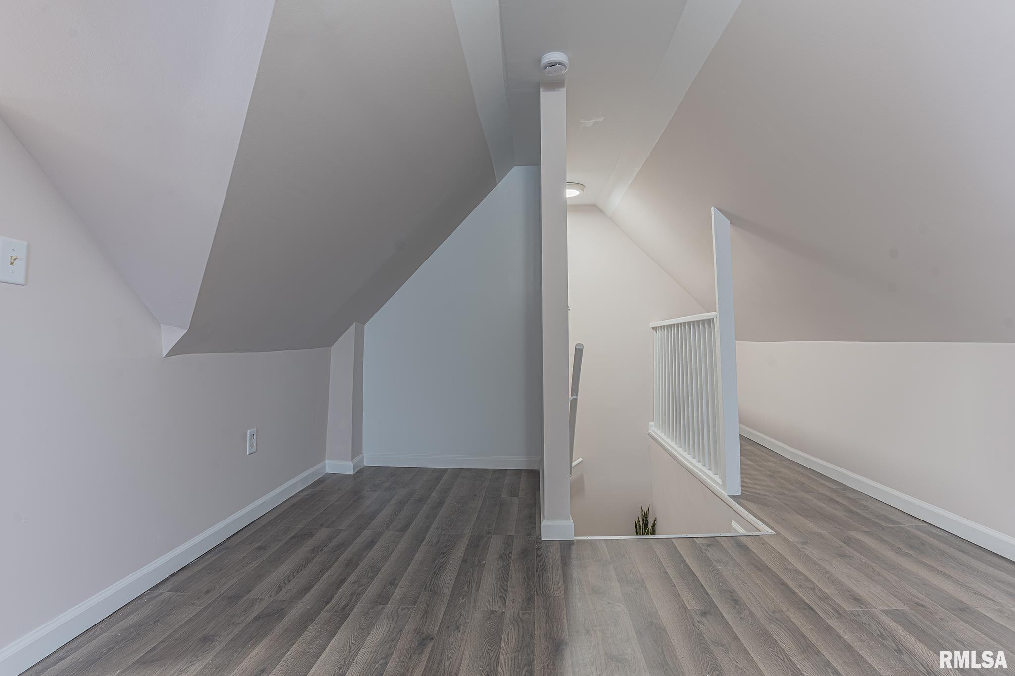 407 NW 6th Street, Fairfield, Illinois image 30