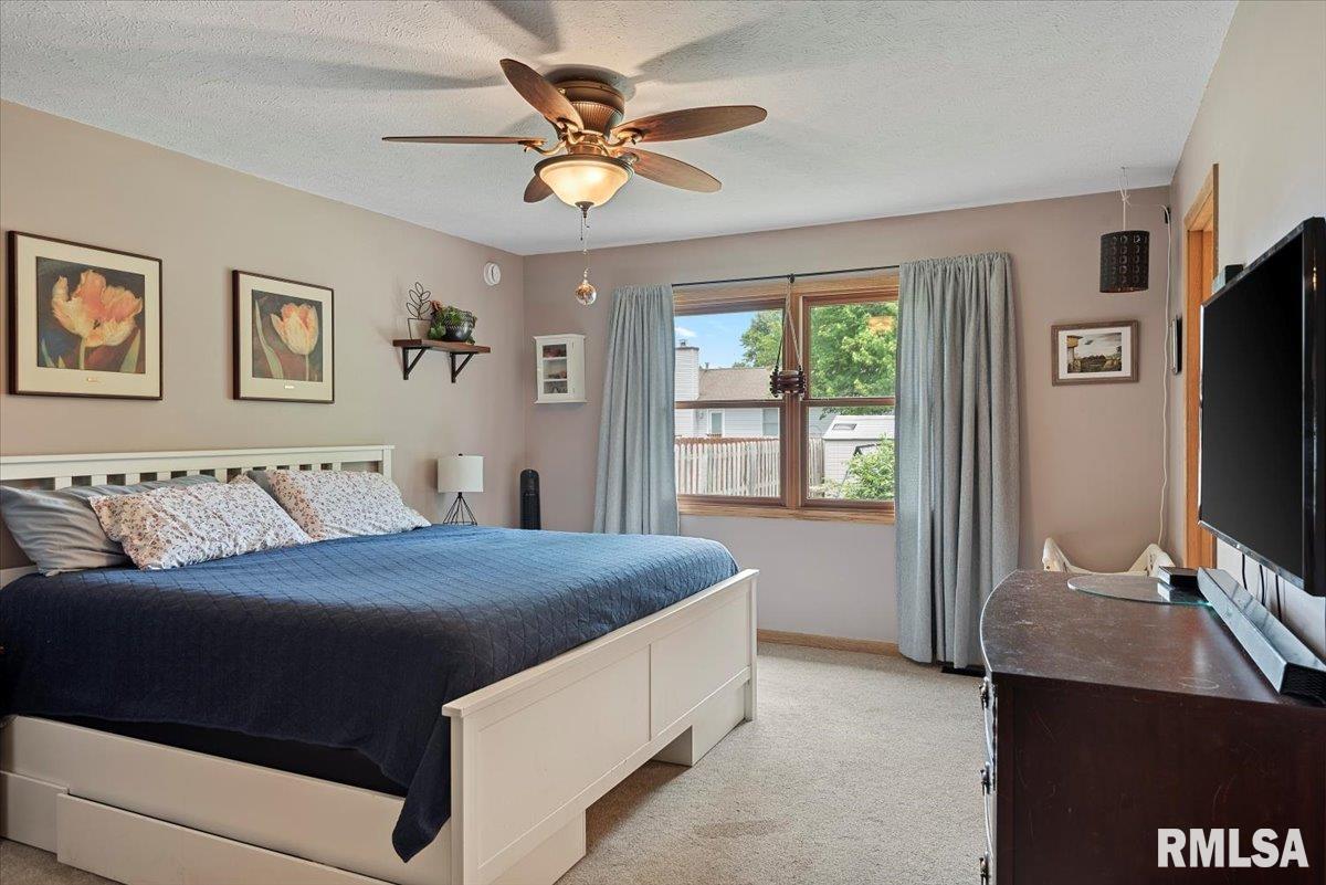 1215 Christopher Lane, Springfield, Illinois image 18
