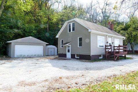 Homes For Sale - 700 N Main Street<br/> Tazewell County, East Peoria, IL 61611