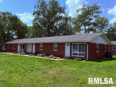 Photo of 410 W WALNUT Street, DeSoto, IL 62924 (MLS # PA1265972)