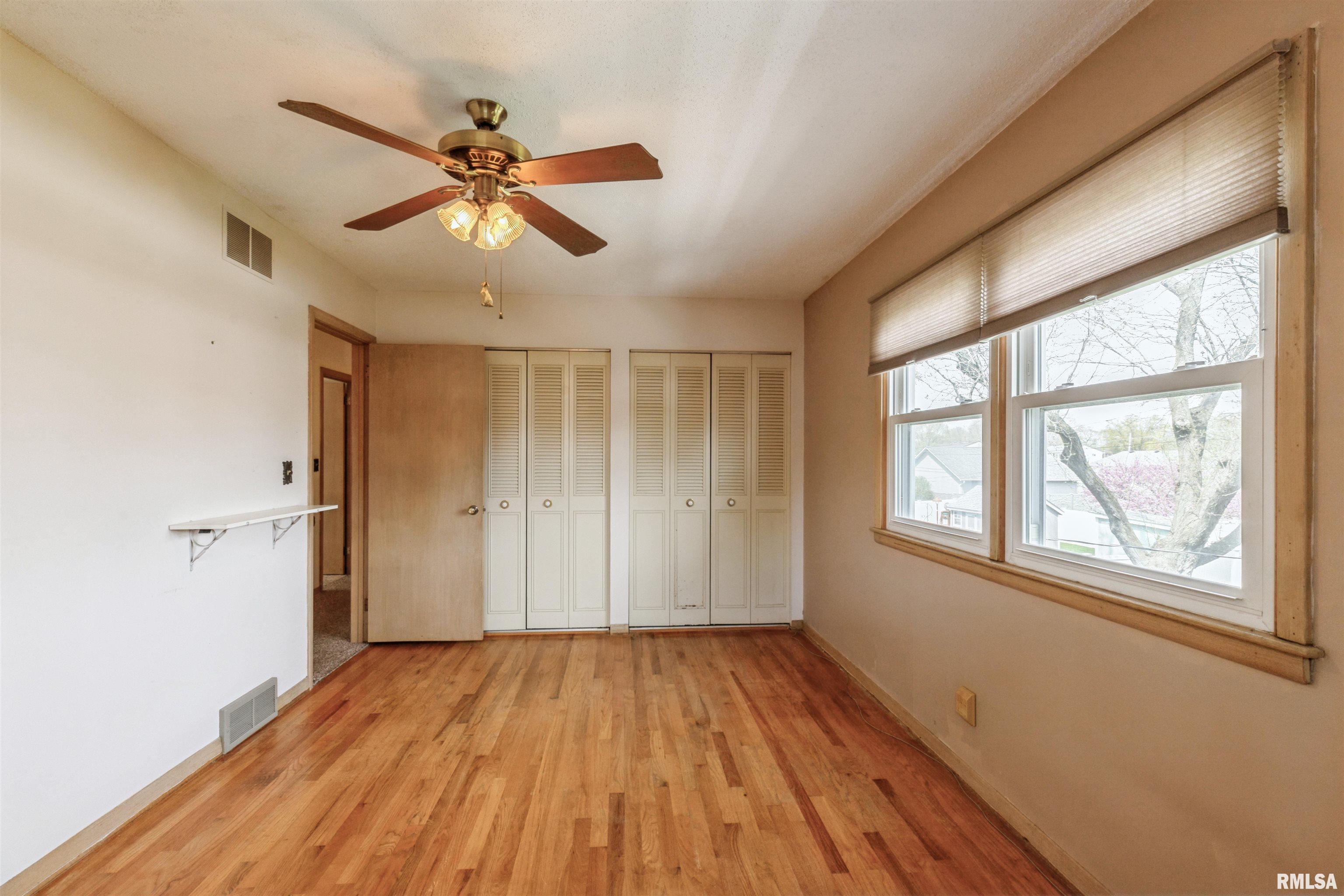 4733 20th Avenue, Moline, Illinois image 14