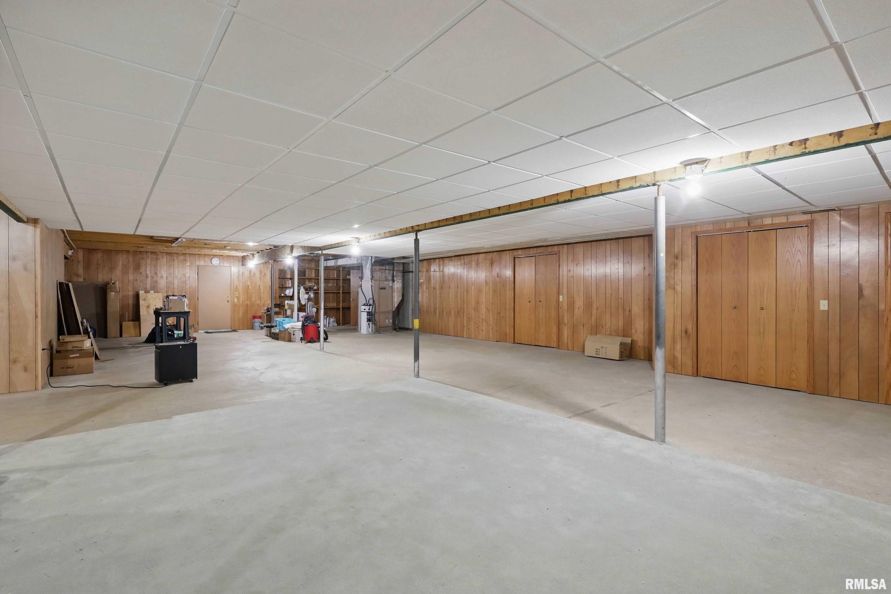 1 E Timberline Court, Blue Grass, Iowa image 39