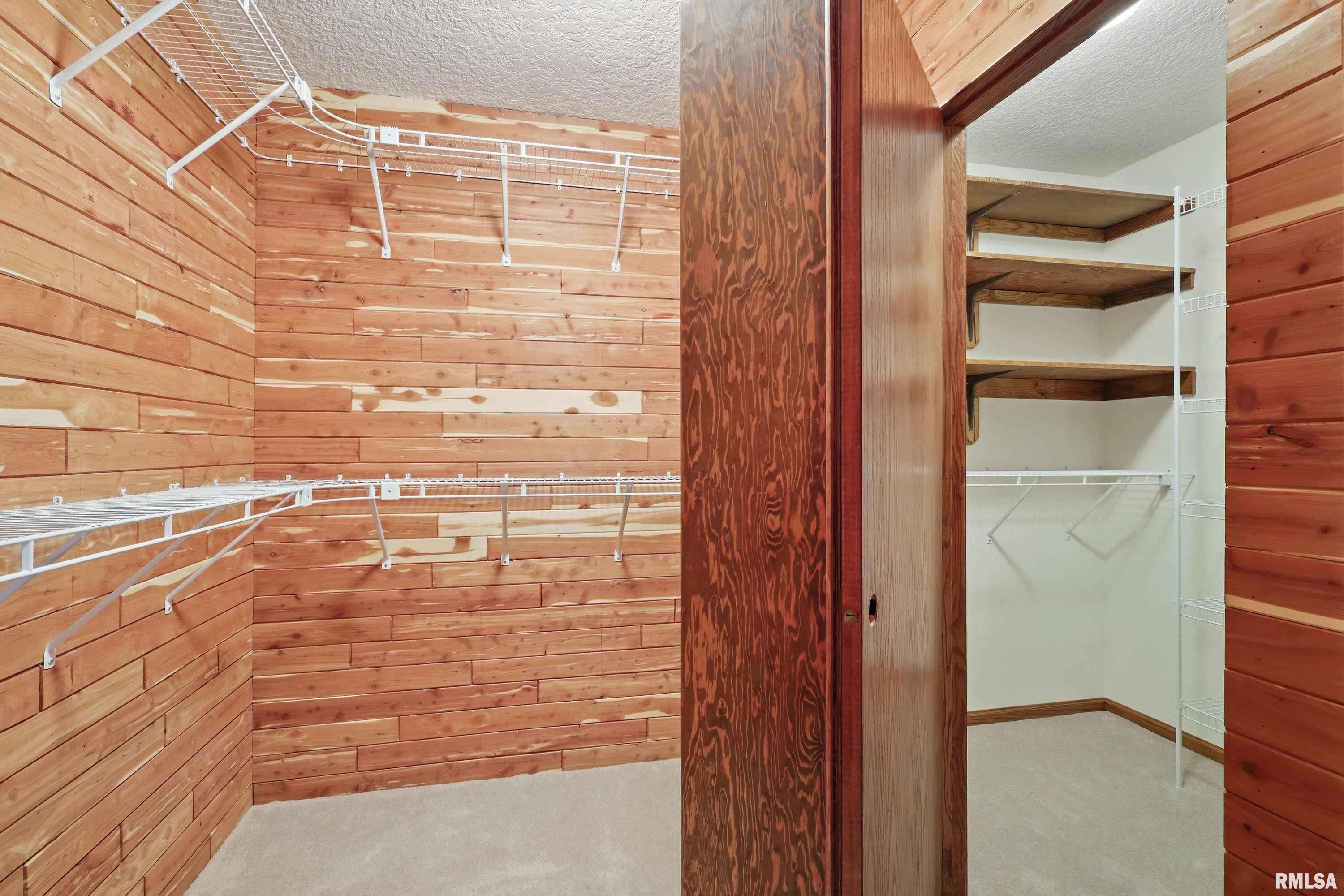 1 E Timberline Court, Blue Grass, Iowa image 30