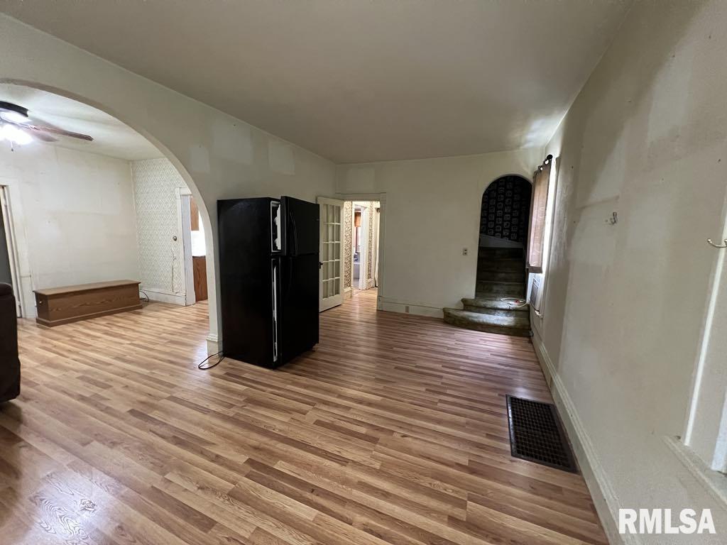 102 & 104 W 1st Street, Table Grove, Illinois image 9