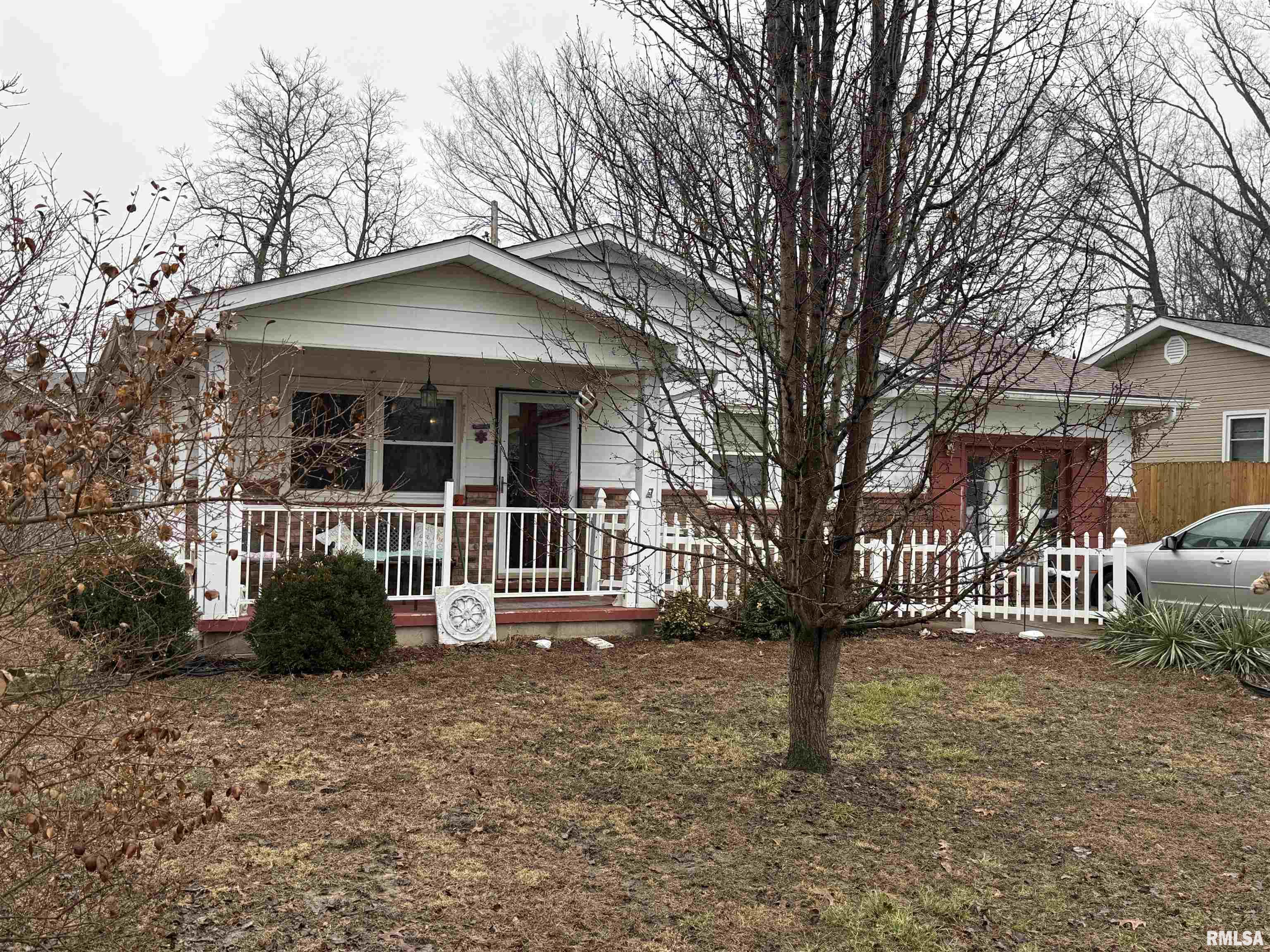 604 Timothy Lane, Carterville, Illinois image 1