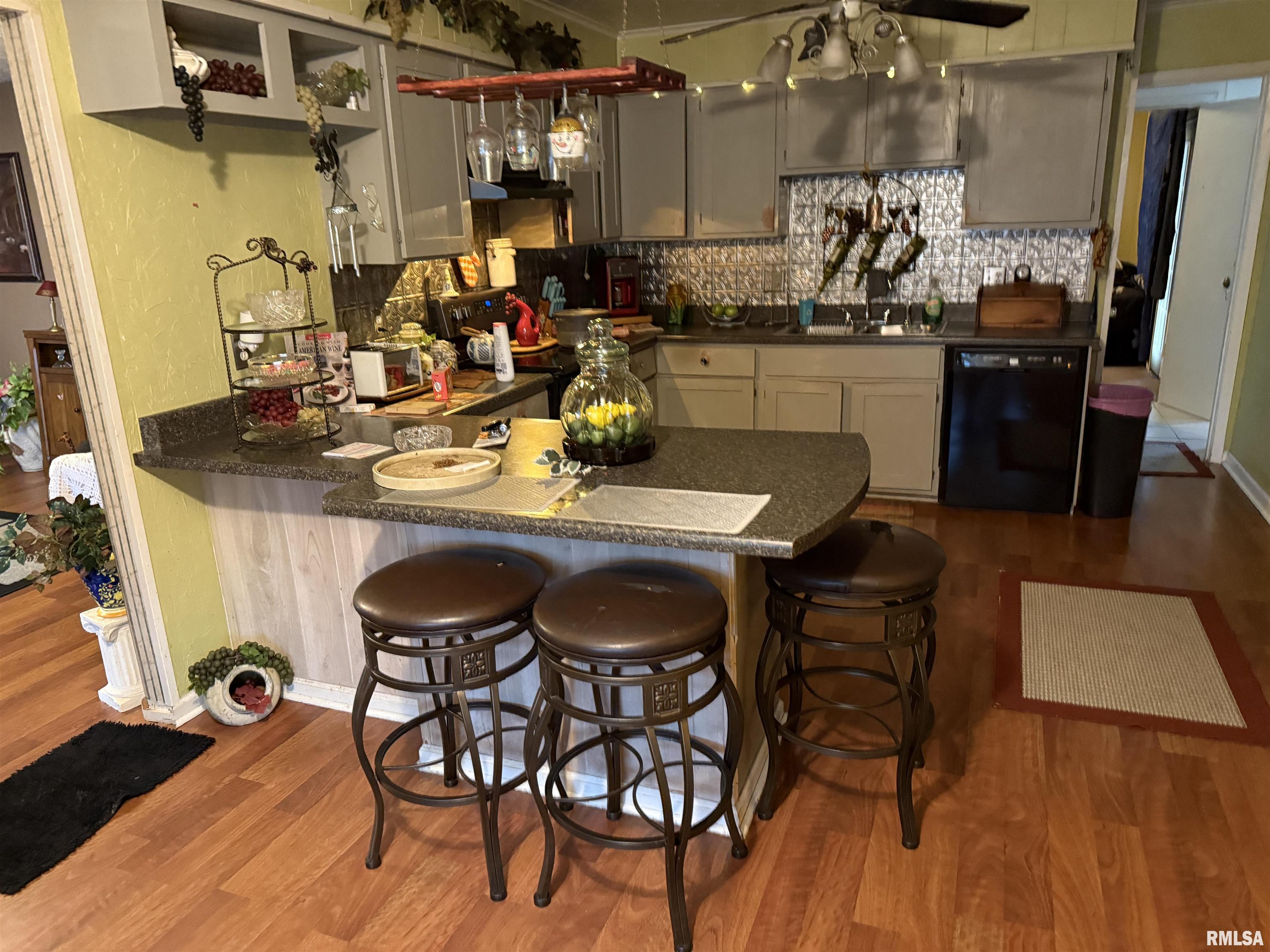 604 Timothy Lane, Carterville, Illinois image 5