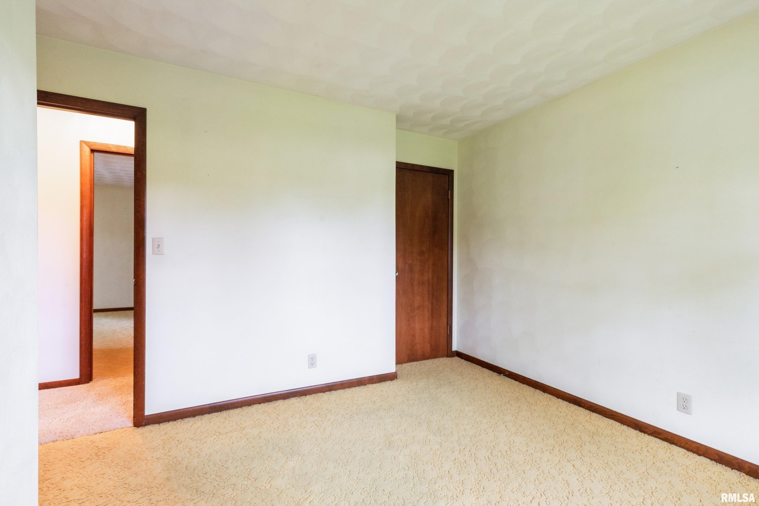 109 12th Avenue, De Witt, Iowa image 9