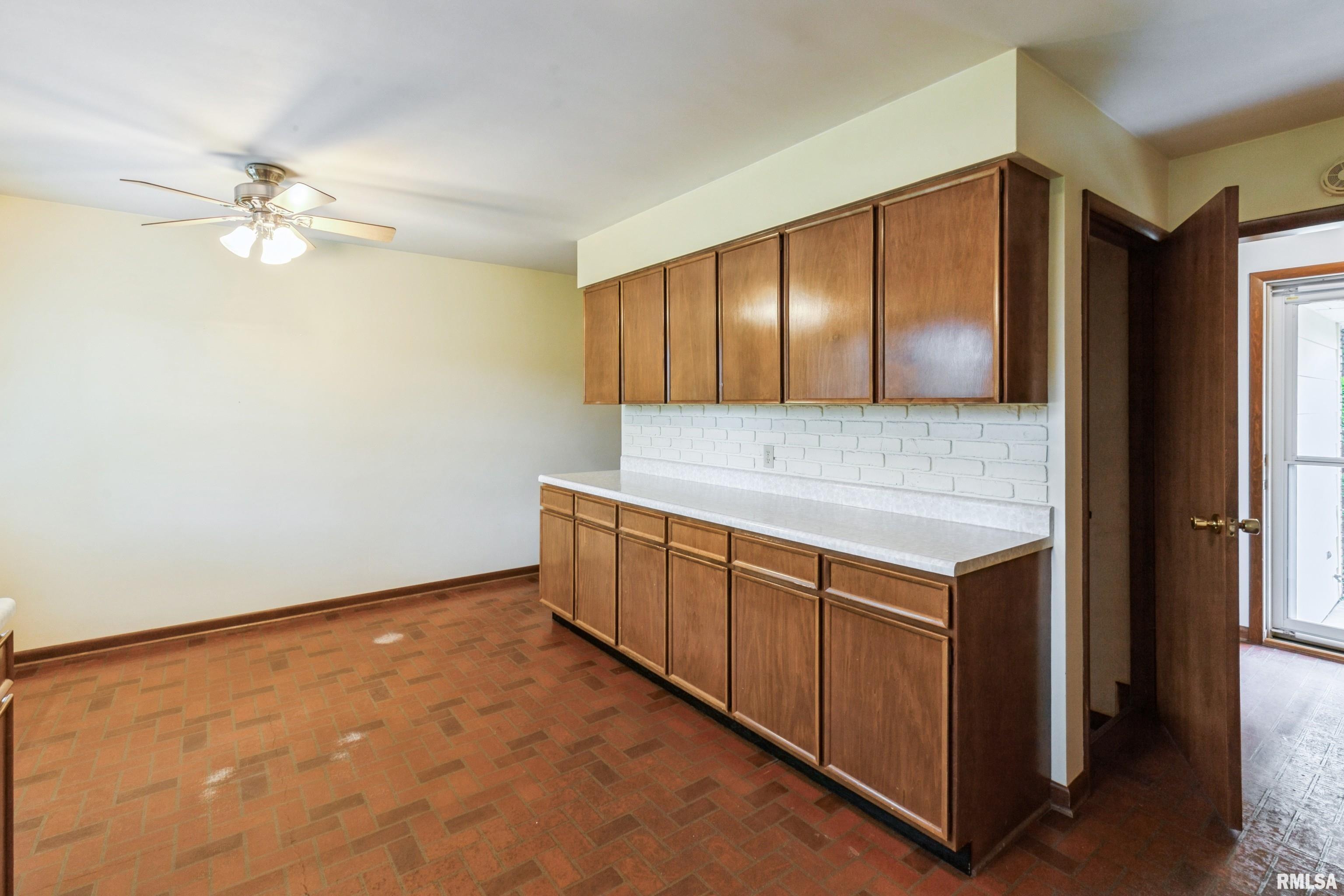 109 12th Avenue, De Witt, Iowa image 7
