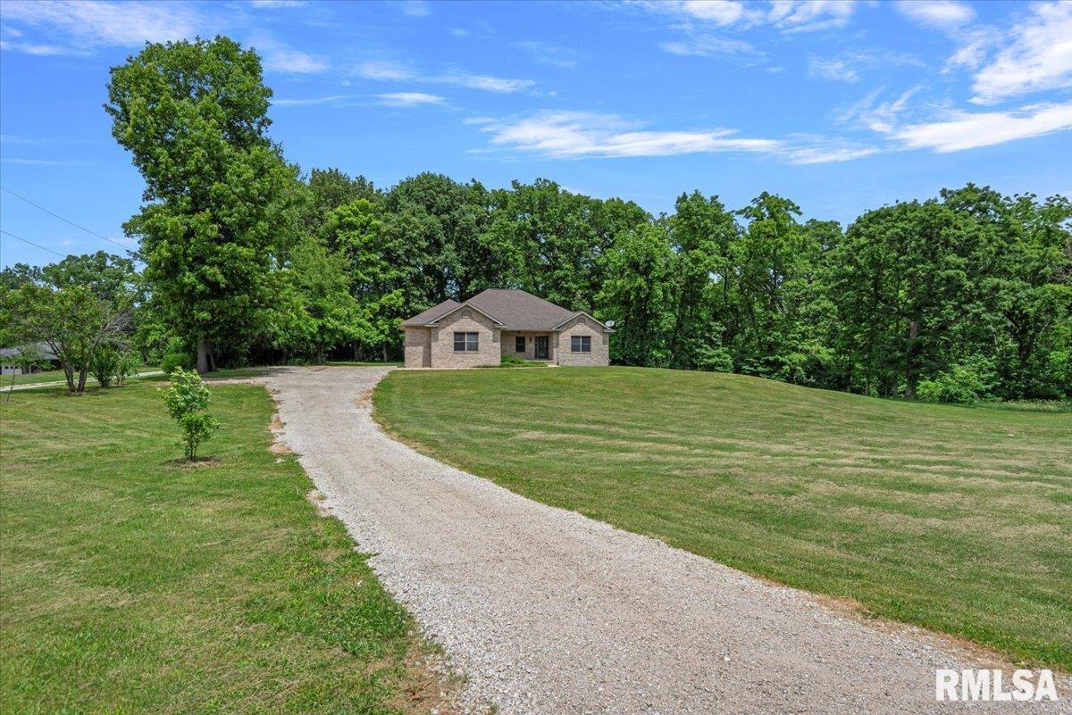 8065 Mechanicsburg Road, Springfield, Illinois image 4