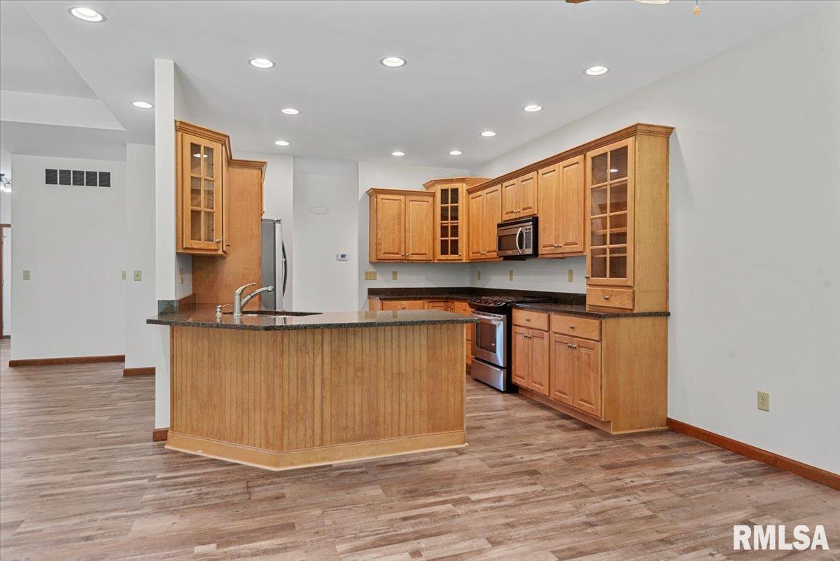 8065 Mechanicsburg Road, Springfield, Illinois image 12