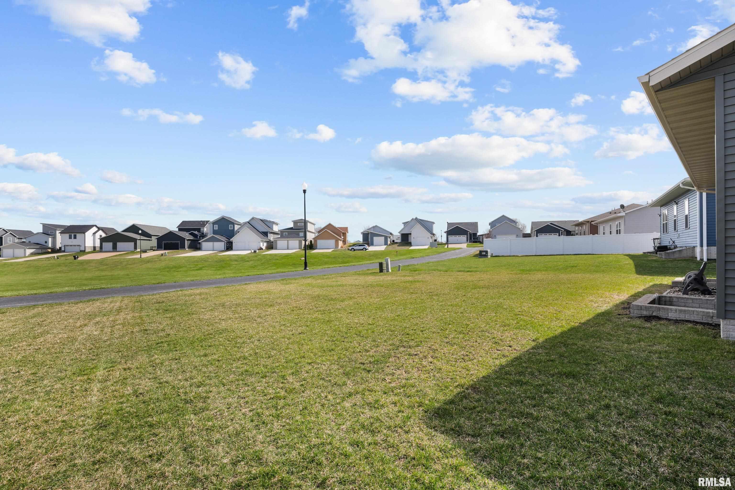6029 Deere Creek Lane, Davenport, Iowa image 34