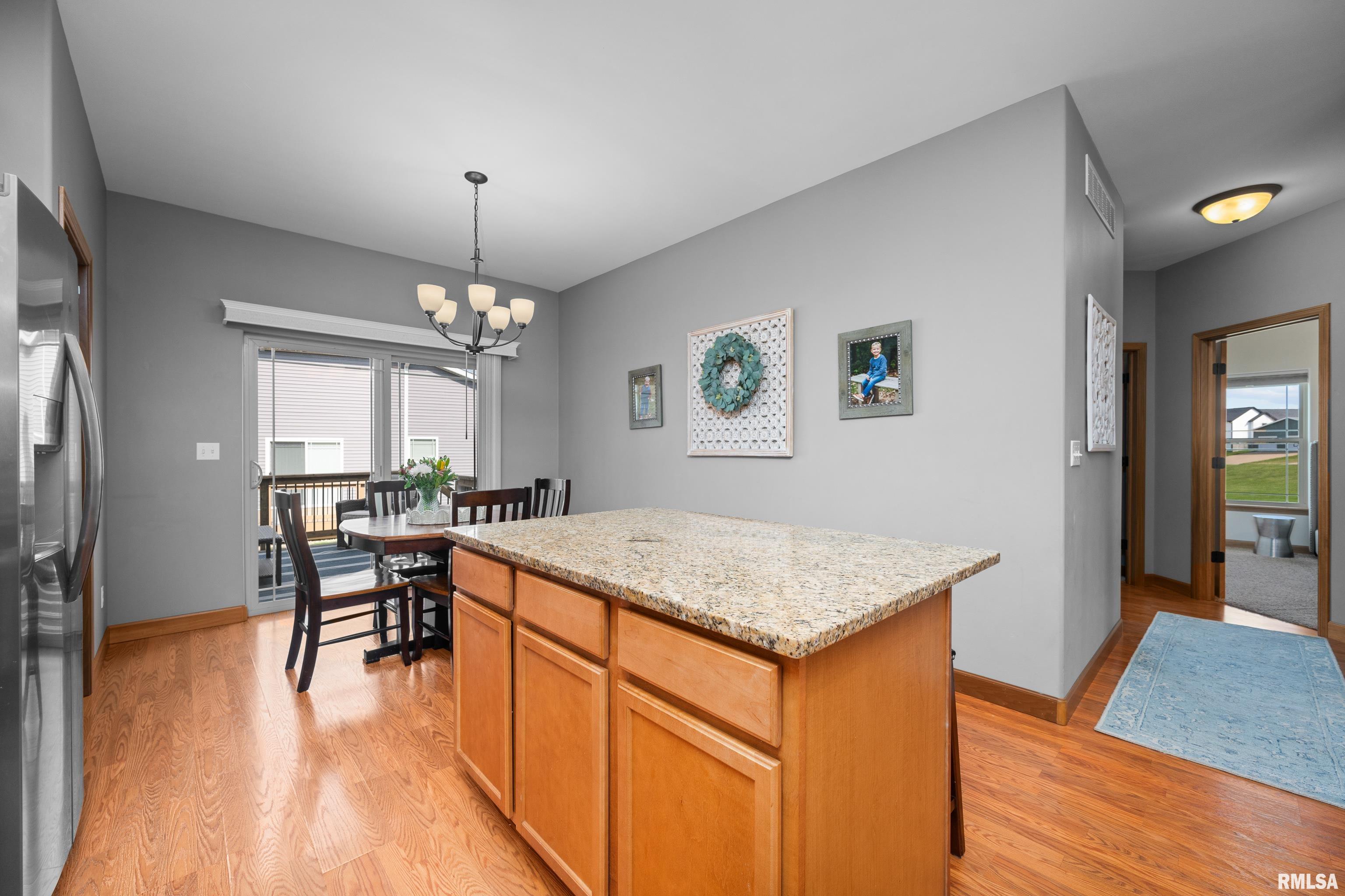 6029 Deere Creek Lane, Davenport, Iowa image 9