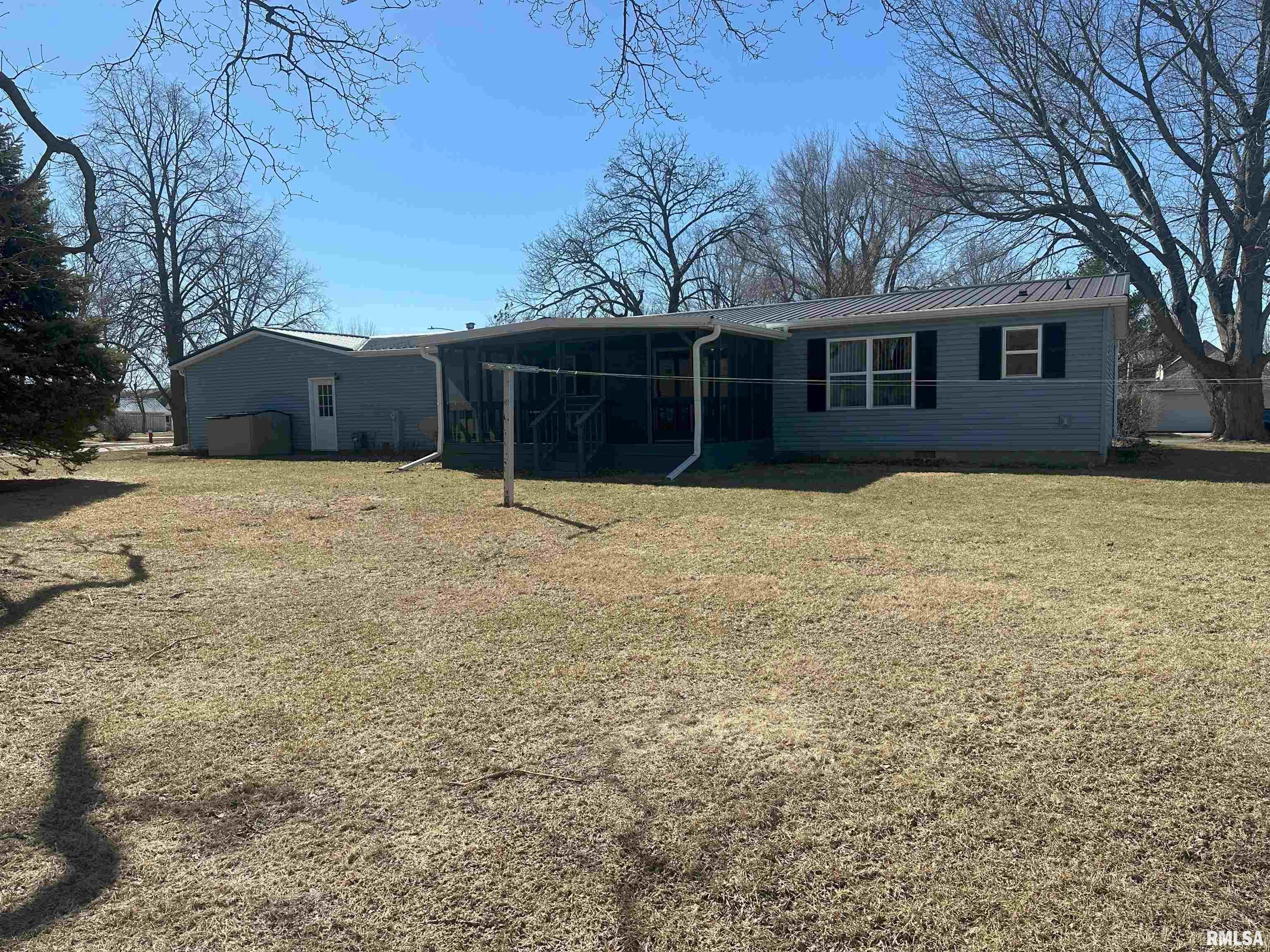 206 Clayton St, Benson, Illinois image 18