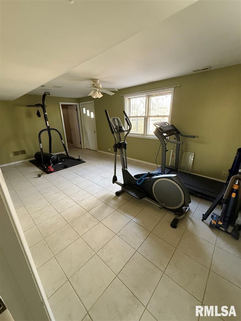 20 Indian Trail, Macomb, Illinois image 24