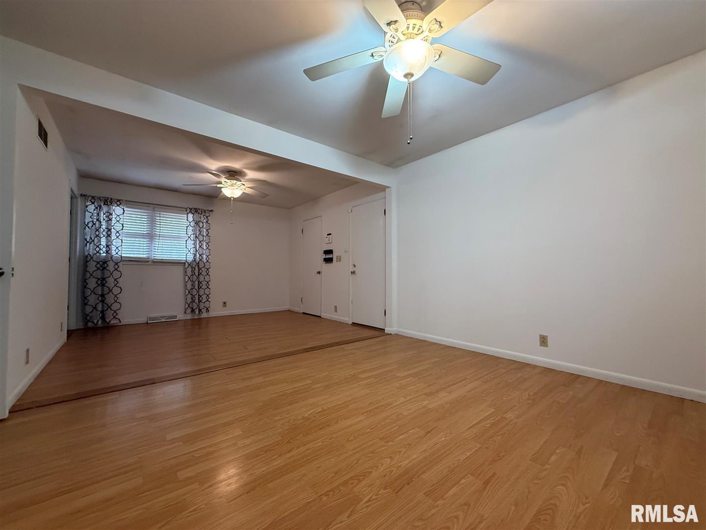 20 Indian Trail, Macomb, Illinois image 10