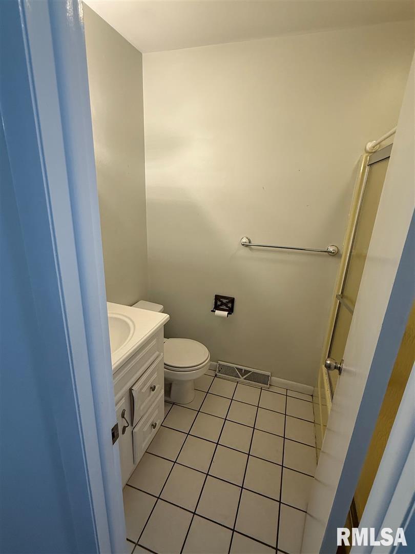 20 Indian Trail, Macomb, Illinois image 17