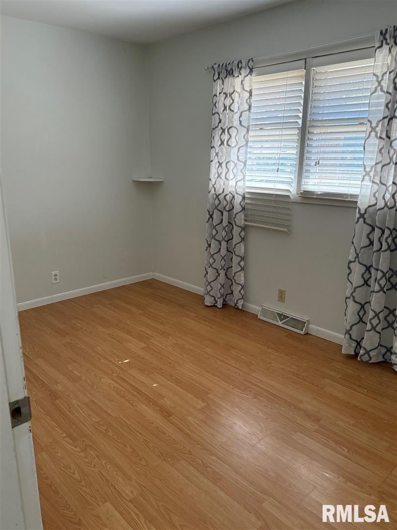 20 Indian Trail, Macomb, Illinois image 16