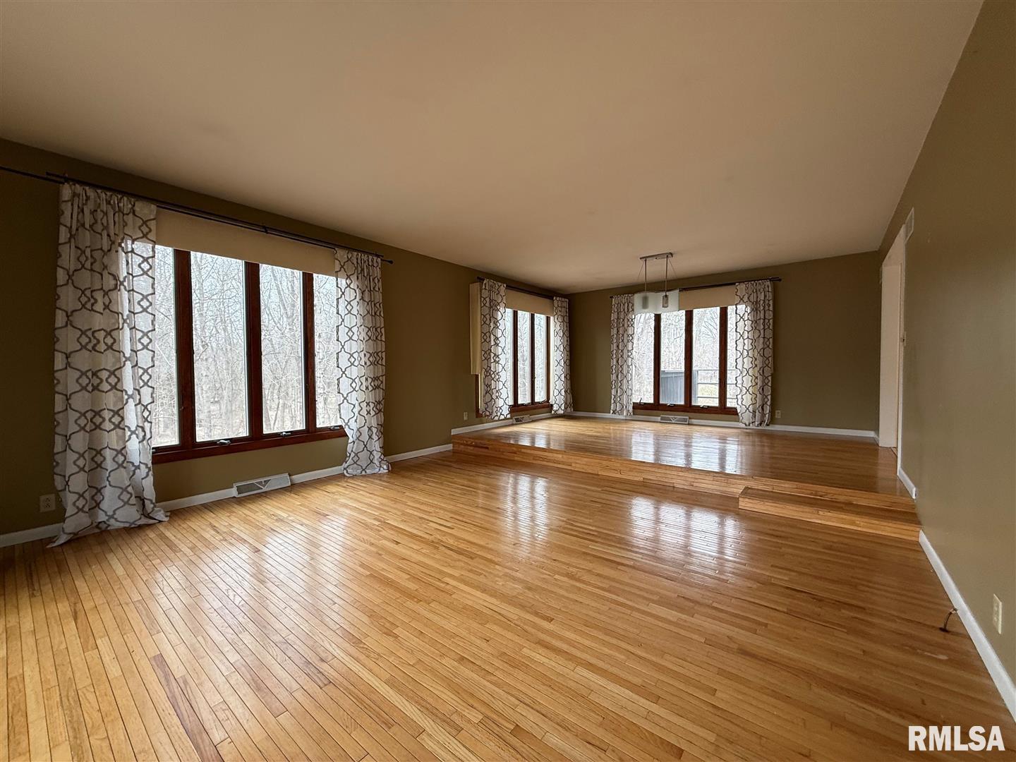 20 Indian Trail, Macomb, Illinois image 5