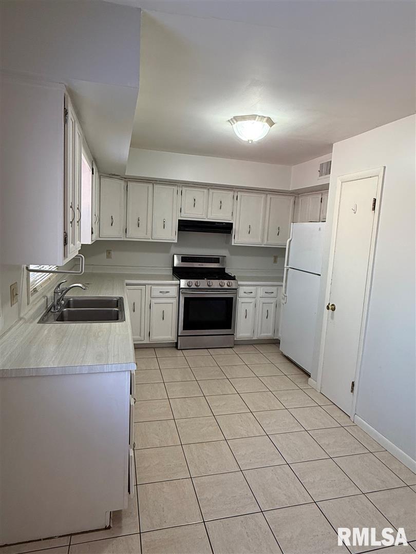 20 Indian Trail, Macomb, Illinois image 7