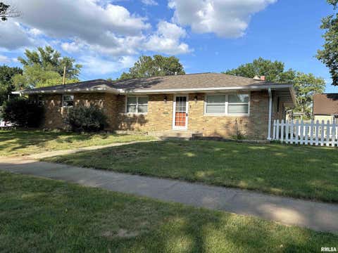 Homes For Sale - 900 S 4th Street<br/> Tazewell County, Pekin, IL 61554