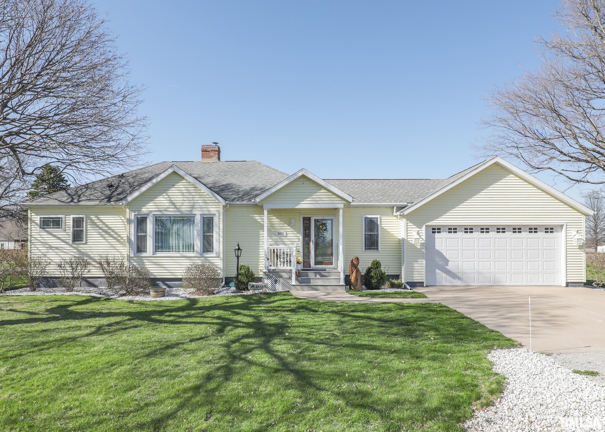 301 E Center Avenue, Rio, Illinois image 1