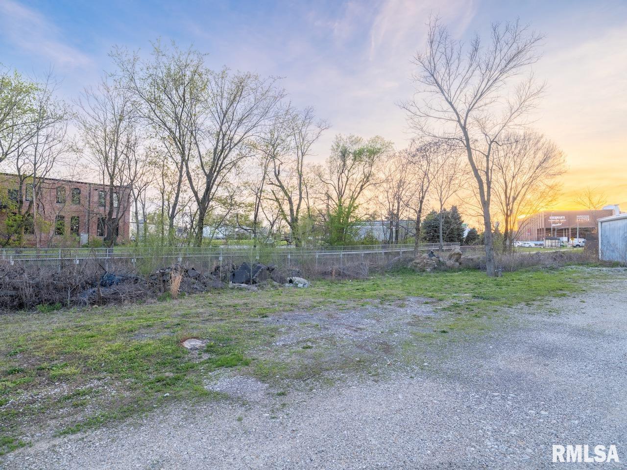 E Moneta Avenue, Peoria Heights, Illinois image 10