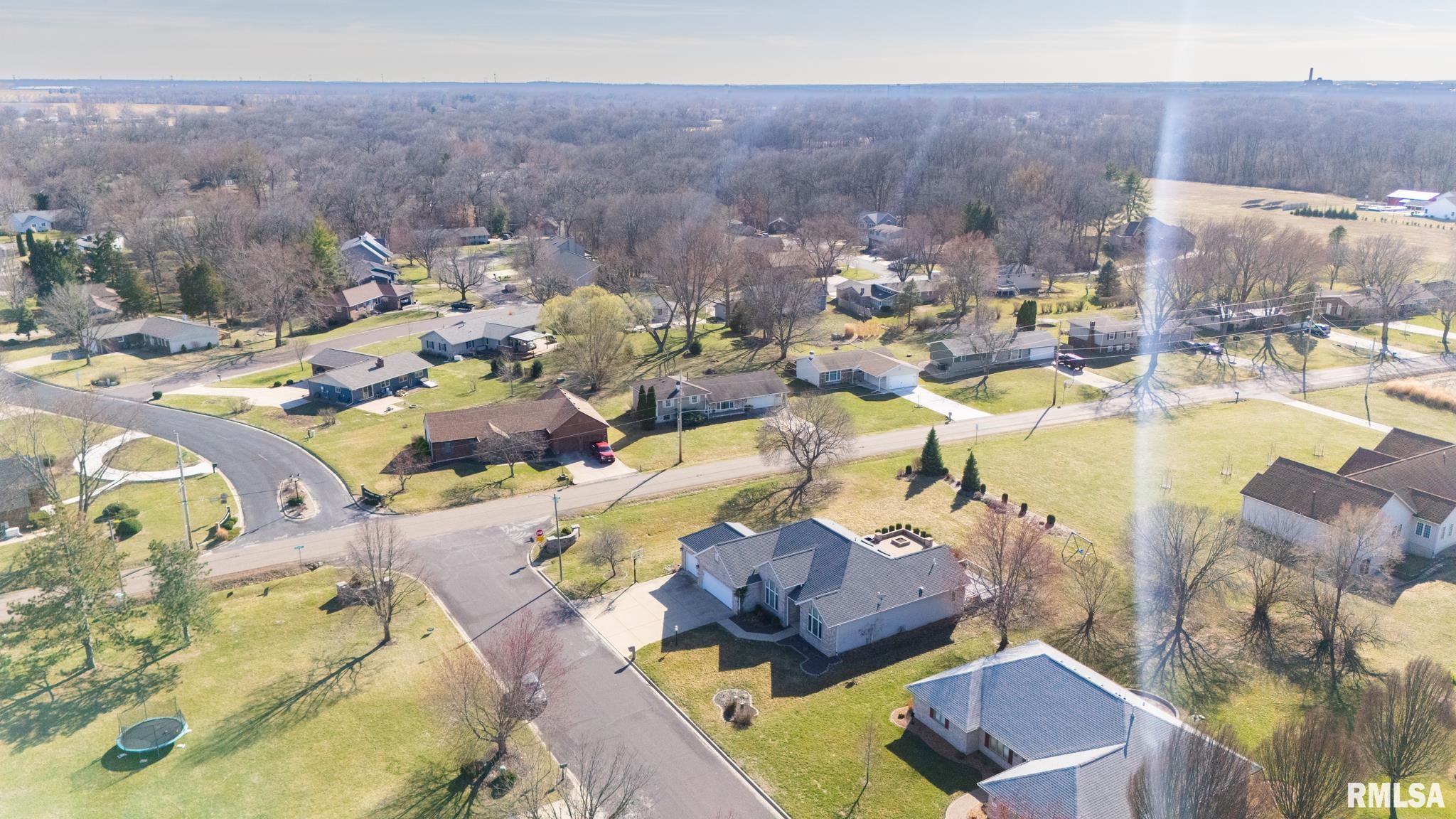 602 Country Club Lane, Pekin, Illinois image 42