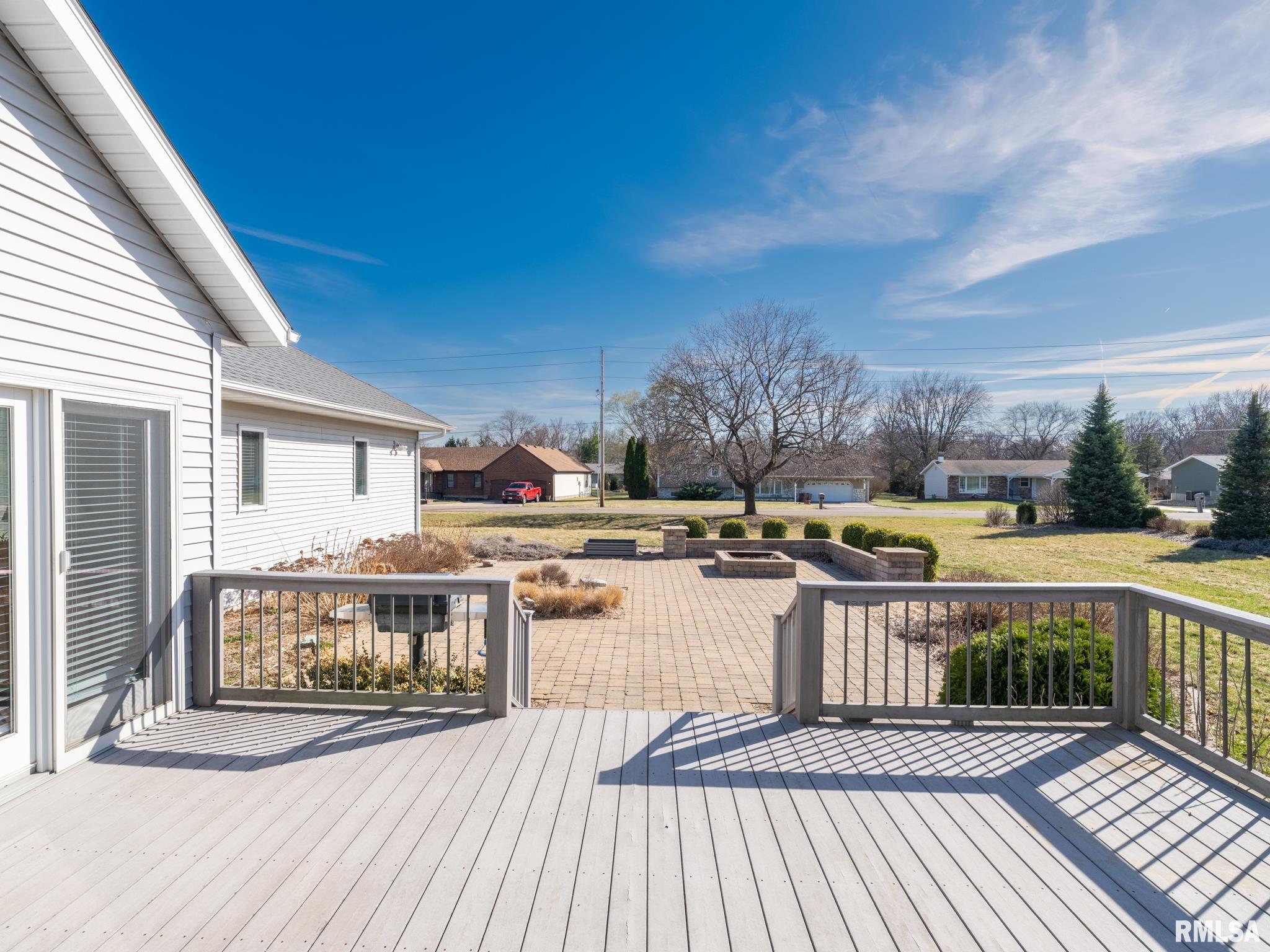 602 Country Club Lane, Pekin, Illinois image 41