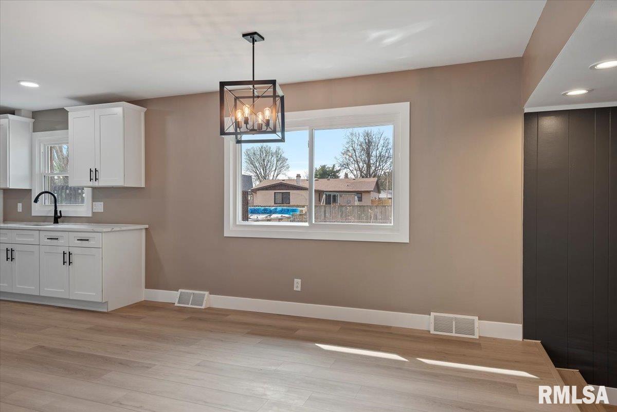 2116 Trowbridge Road, Springfield, Illinois image 12