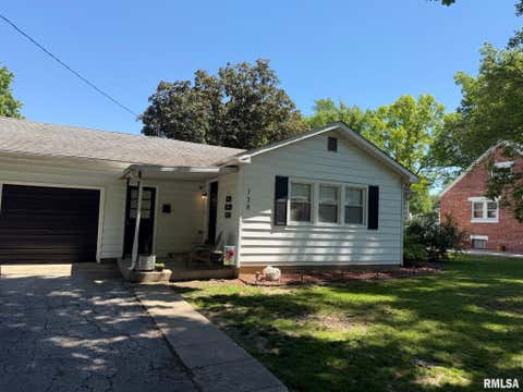Homes For Sale - 738 Goltra Street<br/> Morgan County, Jacksonville, IL 62650