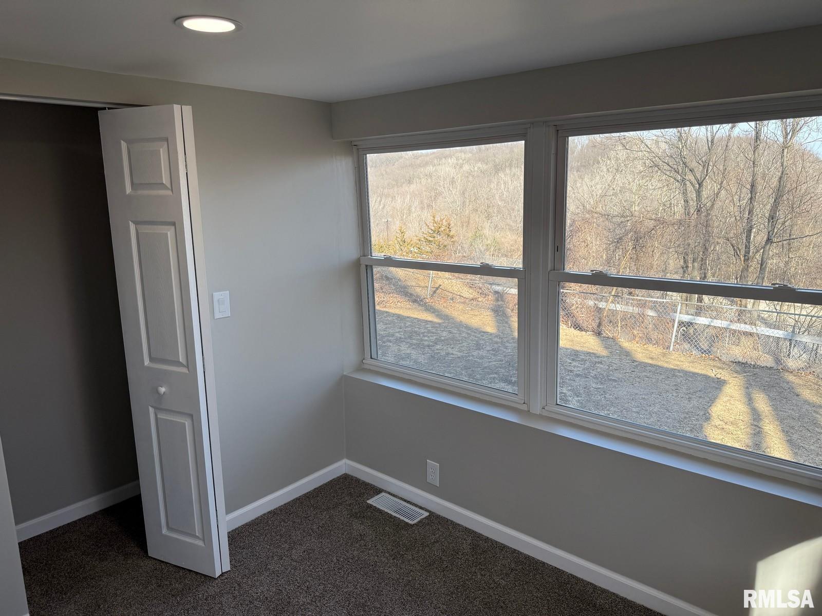 3212 N Harvard Avenue, Peoria, Illinois image 22