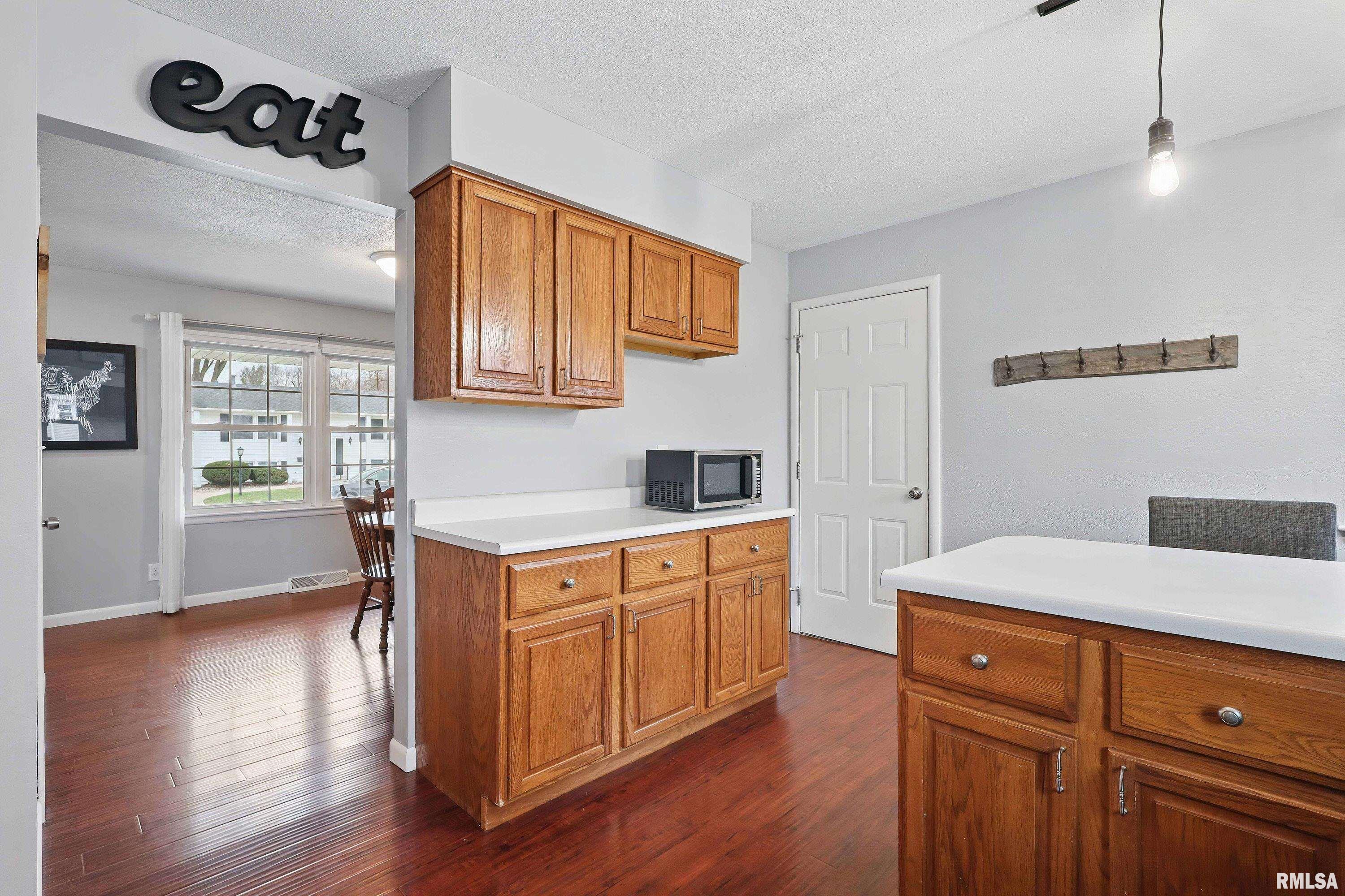 4721 19th Avenue, Moline, Illinois image 13